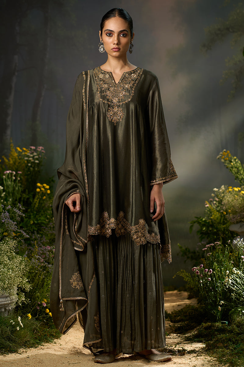 Dhiyona GF tarmac raw silk festive sharara kurta set