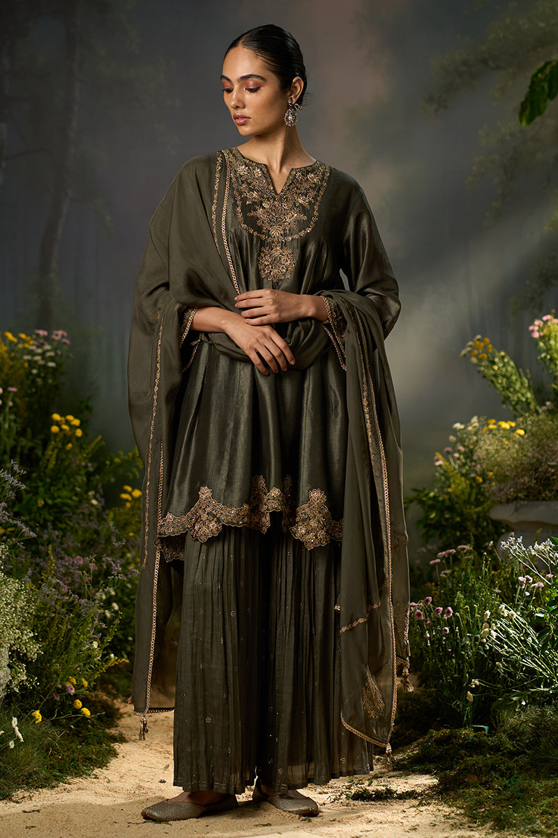 Dhiyona GF tarmac raw silk festive sharara kurta set
