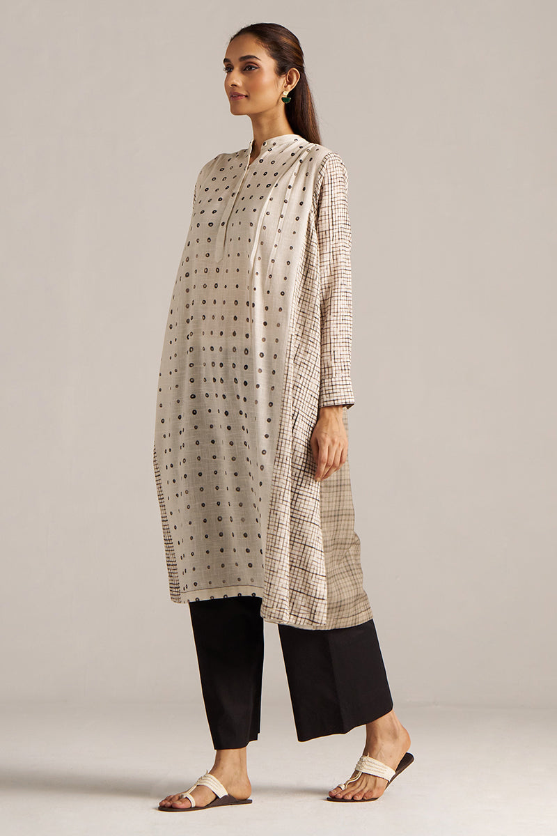 Dhiyona GF Women's Off White and Black Print Linen Co-ord Set
