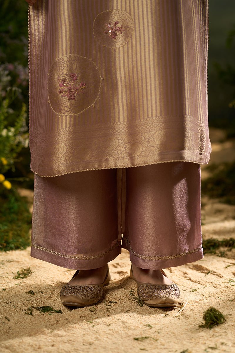 Dhiyona GF burlwood mauve woven festive kurta set