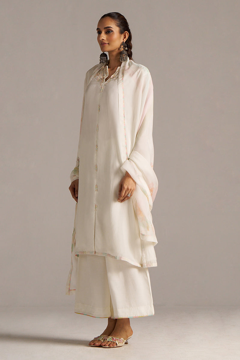 Dhiyona GF Women's Cloud White Bemberg Silk Kurta Set