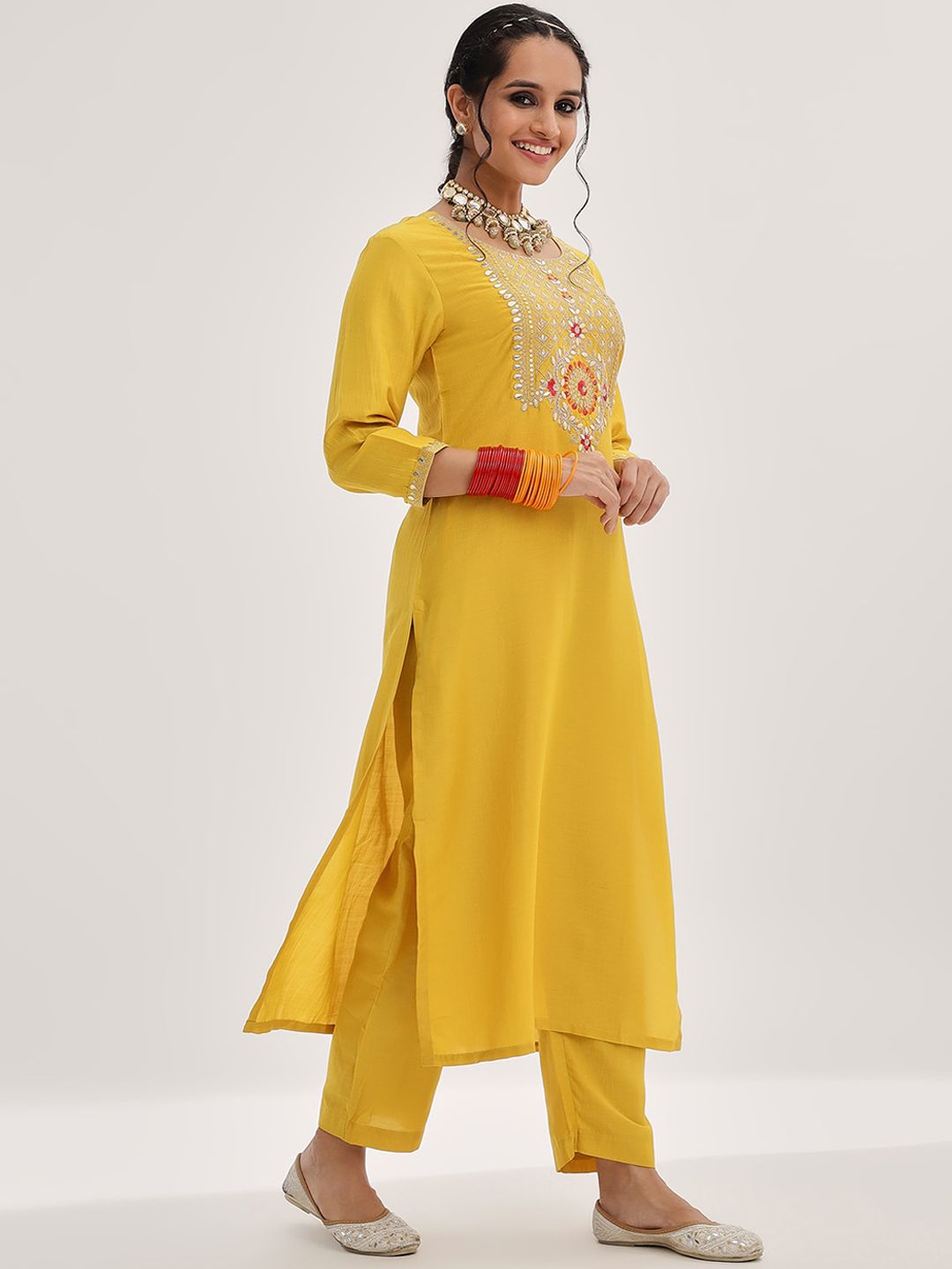 Dhiyona VA Women'sYellow Yoke Design Ethnic Motifs Straight Kurta & Trousers With Dupatta