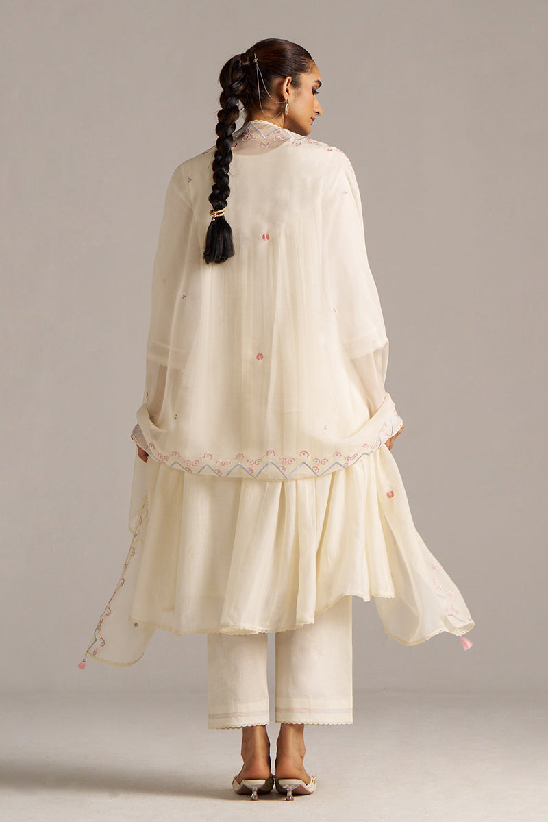 Dhiyona GF Women's Ivory Bemberg Silk Festive Kurta Set