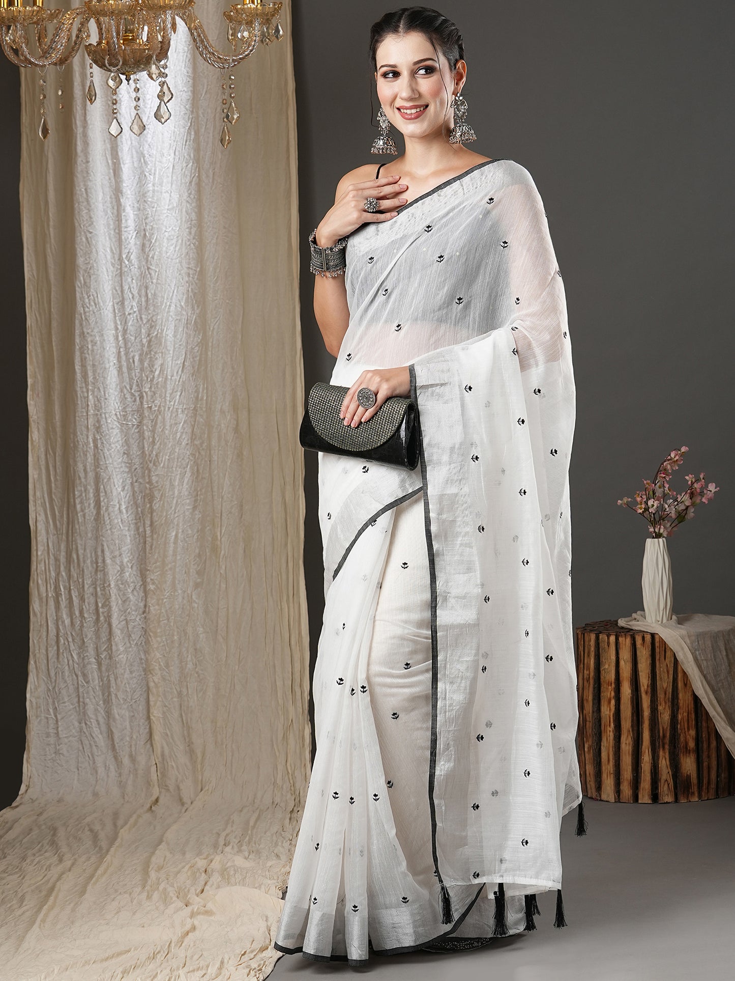 Women's Cotton Silk White Embroidered Designer Saree With Blouse Piece