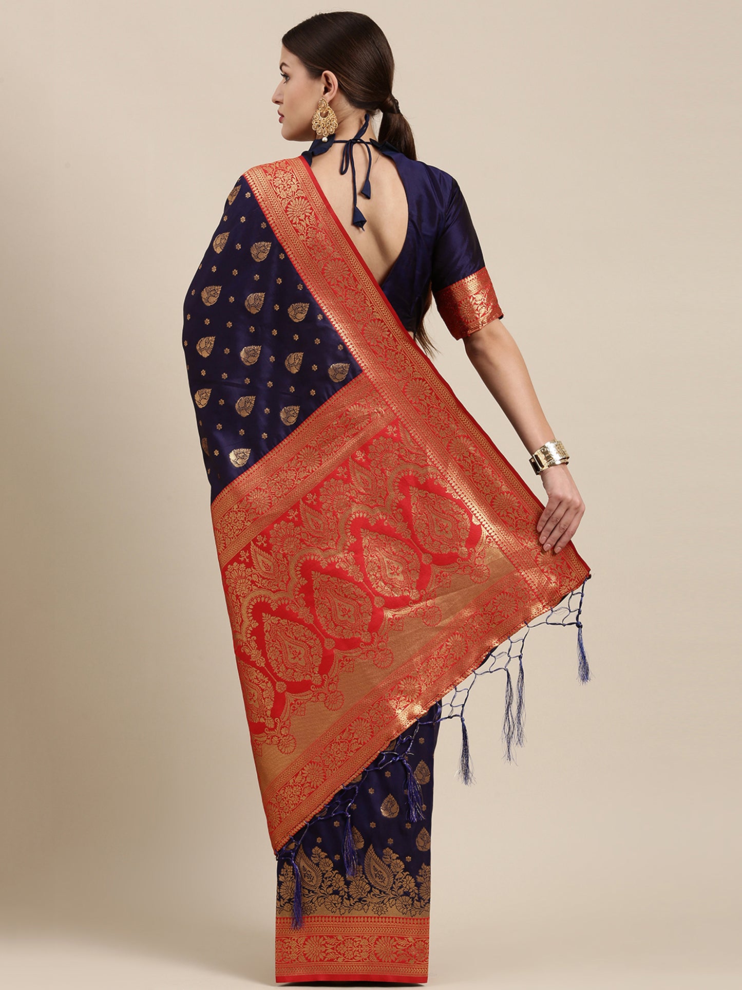 Women's Kanjeevaram Silk Navy Blue Woven Design Designer Saree With Blouse Piece