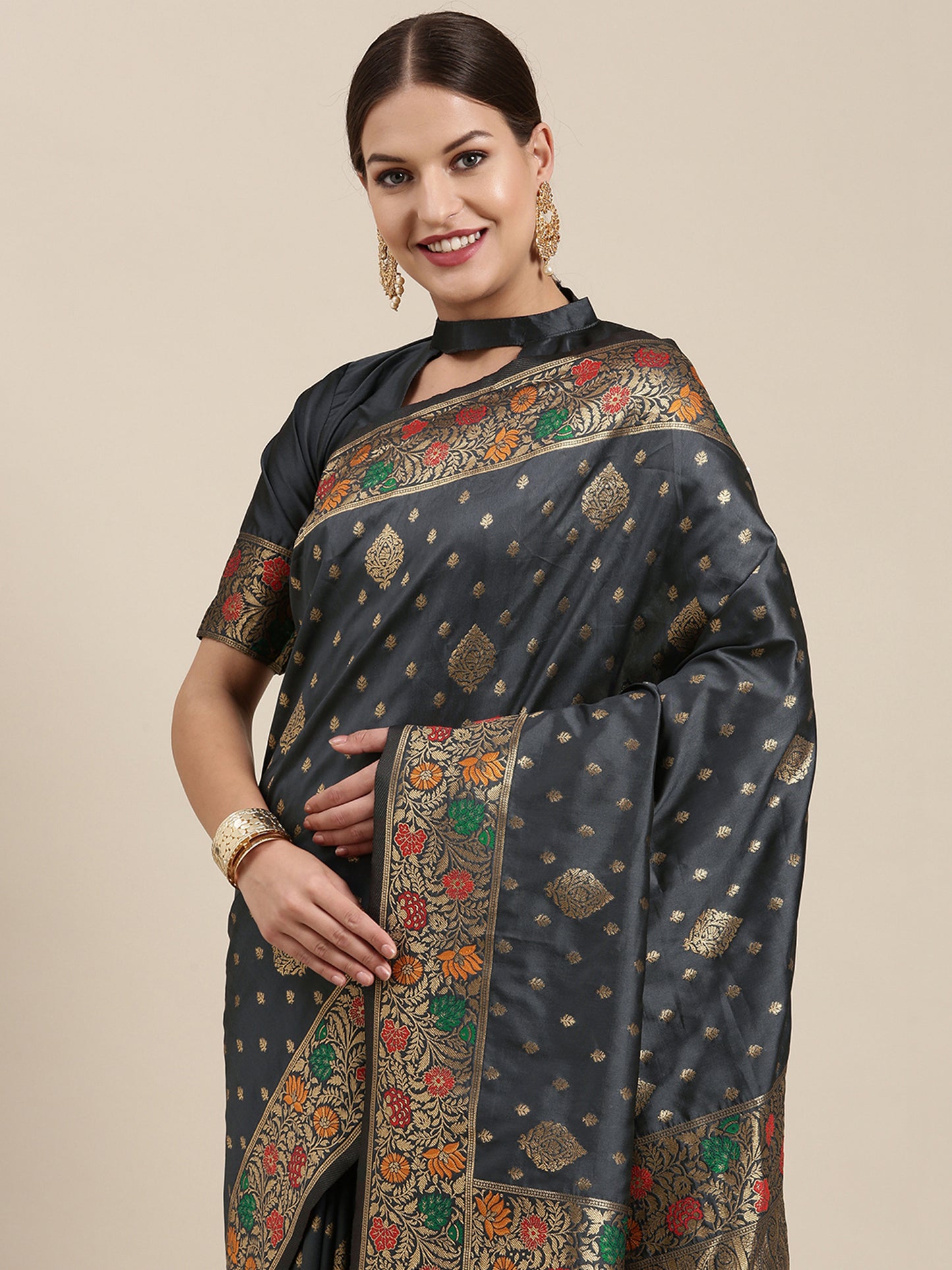 Women's Kanjeevaram Silk Grey Woven Design Designer Saree With Blouse Piece