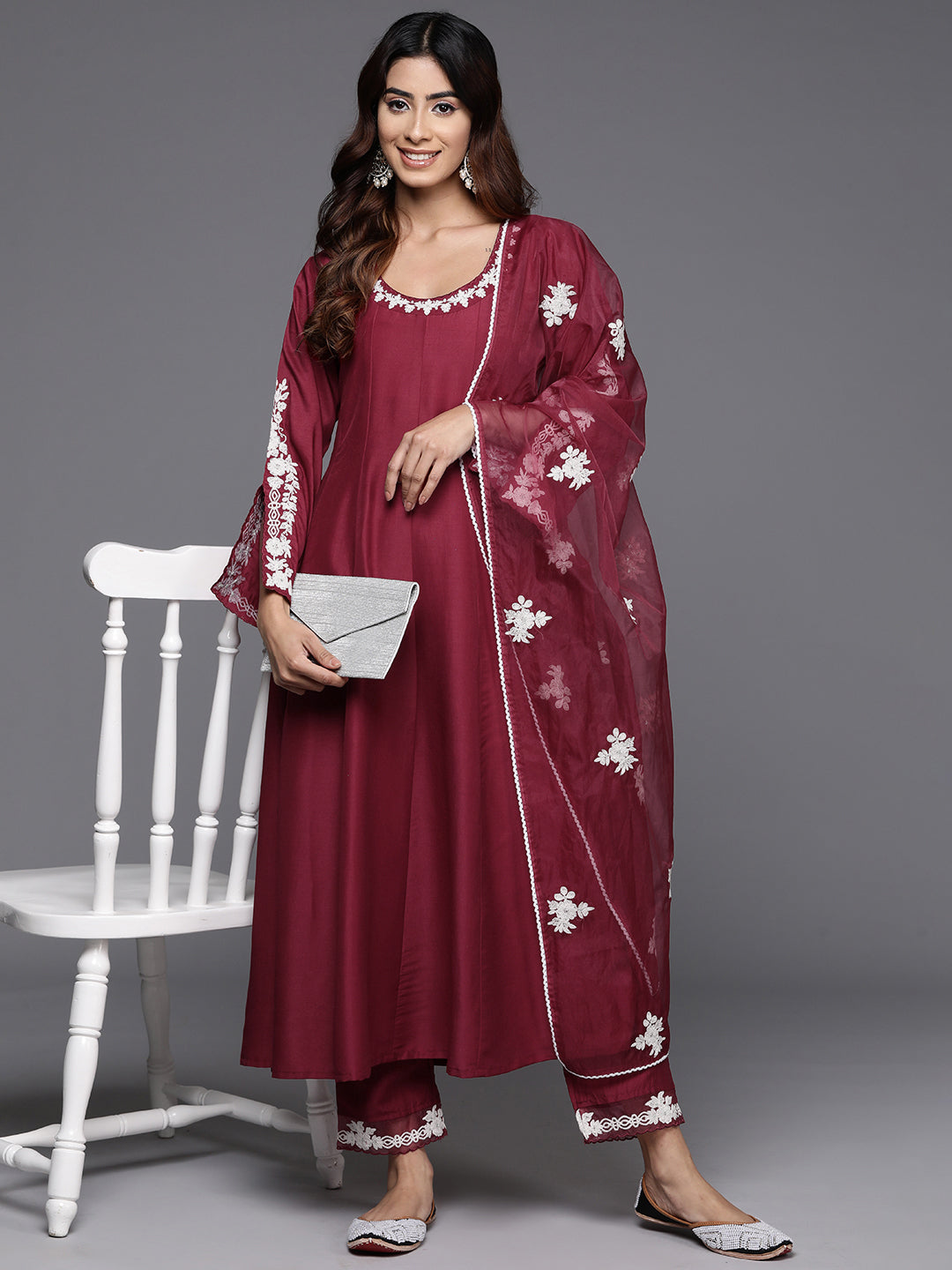Dhiyona VR Women's Thread Embroidered Round Neck With Full Sleeve Anarkali Kurta Paied With Tonal Bottom And Dupatta