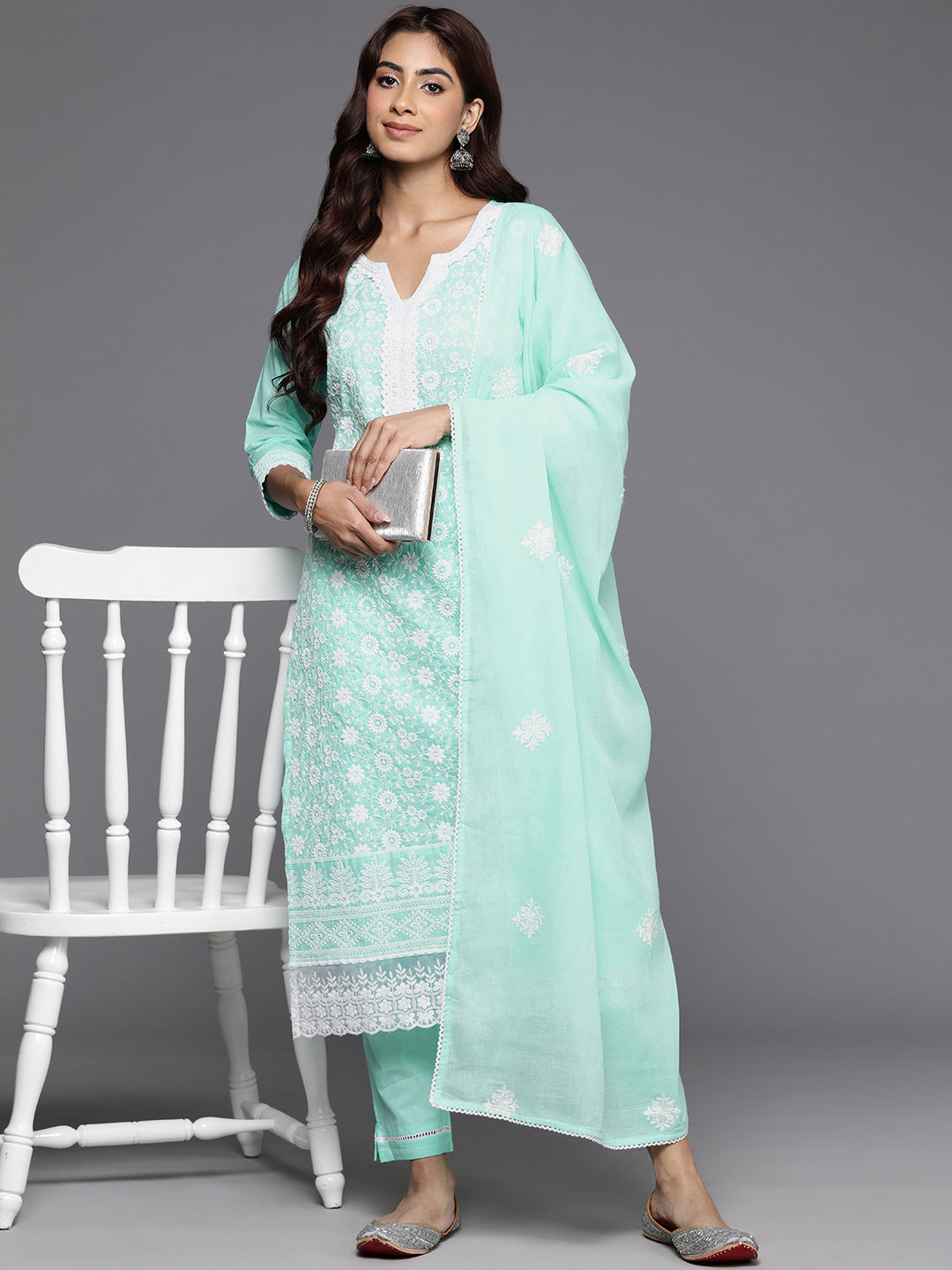 Dhiyona VR Women's Sea Green Thread Embroidered Straight Kurta With Bottom And Dupatta