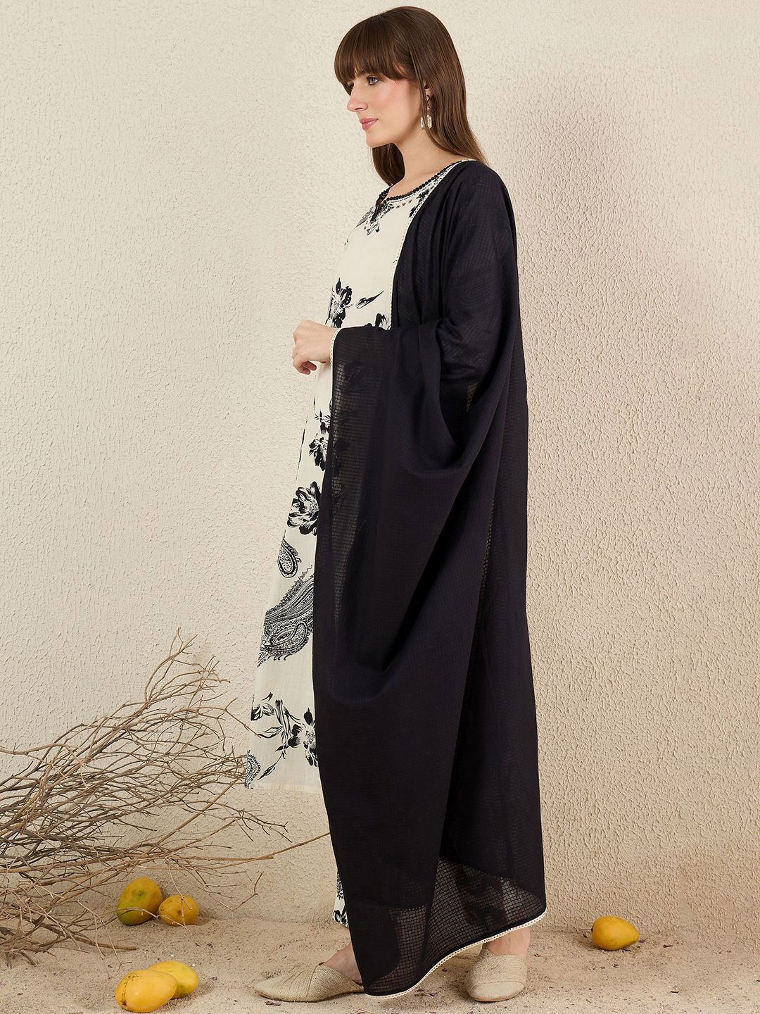 Dhiyona IE Women Floral Printed Cotton Kurta with Trousers & Dupatta