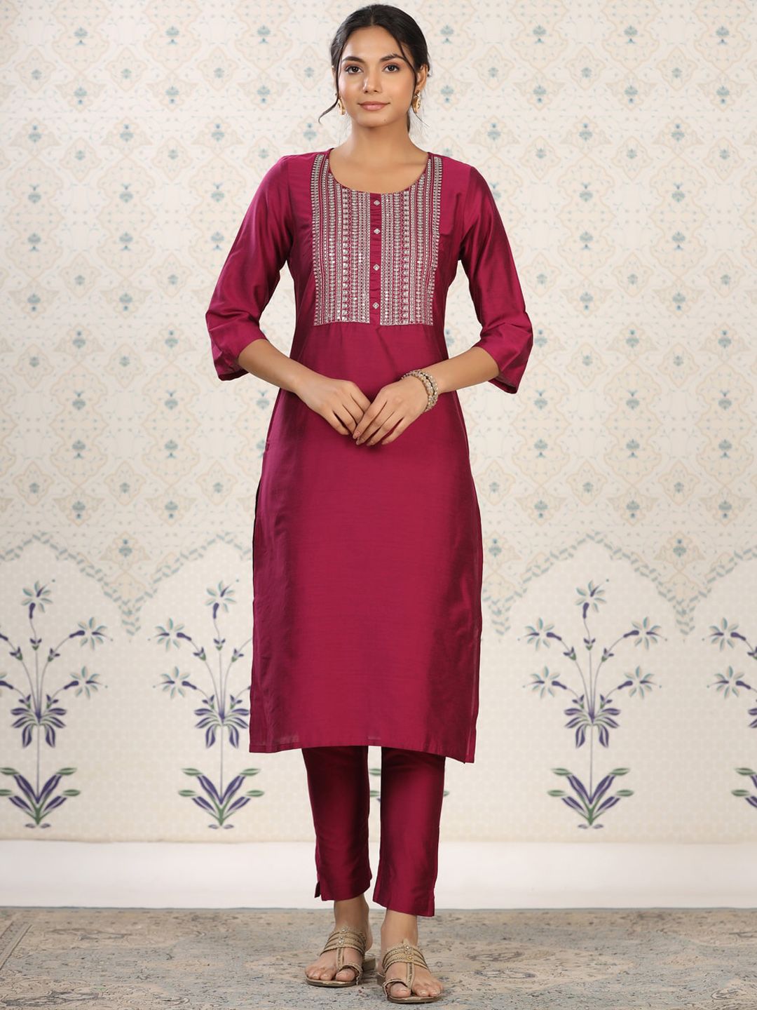 Dhiyona OD Women Floral Printed Thread Work Kurta
