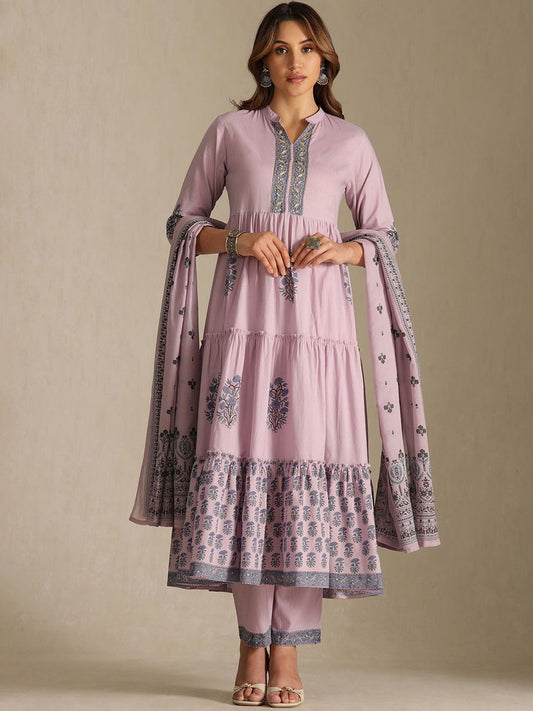 Dhiyona SO Women's Floral Printed Tiered Mandarin Collar Beads & Stones Kurta With Trousers & Dupatta
