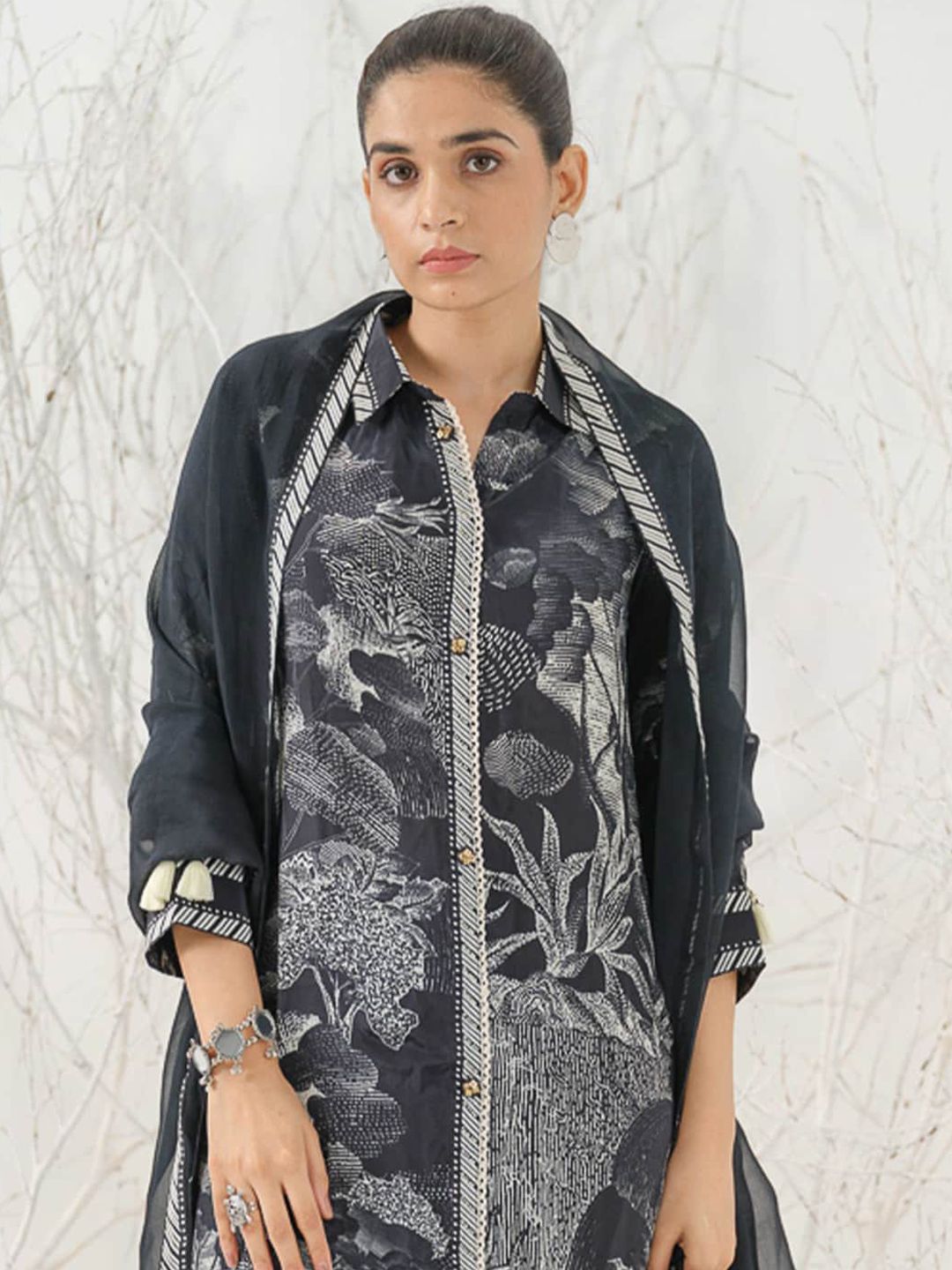 Dhiyona IS Women's Floral Printed Shirt Collar Straight Kurta with Trousers & Dupatta
