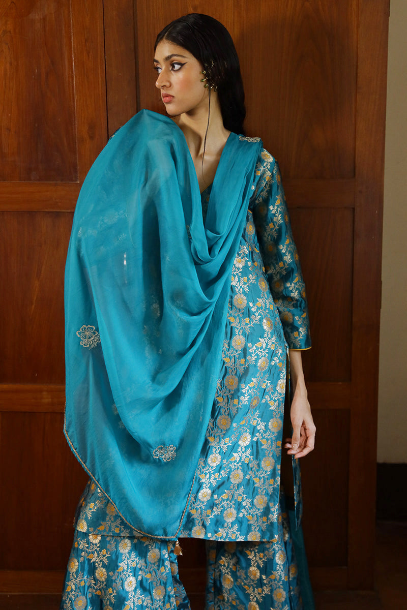 Women's Women Fanfare Blue Viscose Silk.Woven Salwar Suit