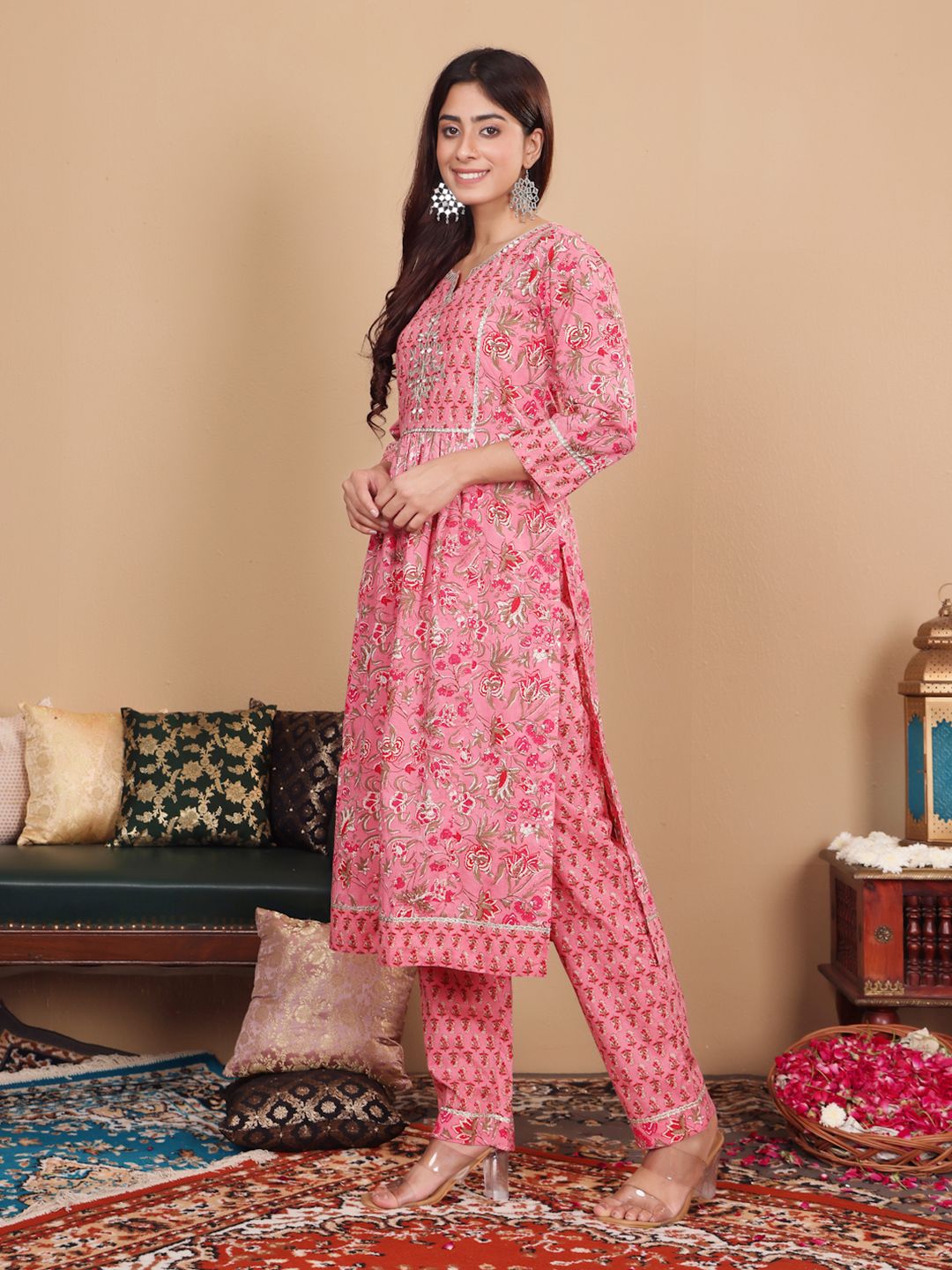 Dhiyona VA Women'sPink Floral Printed Pure Cotton Kurta with Trousers & With Dupatta