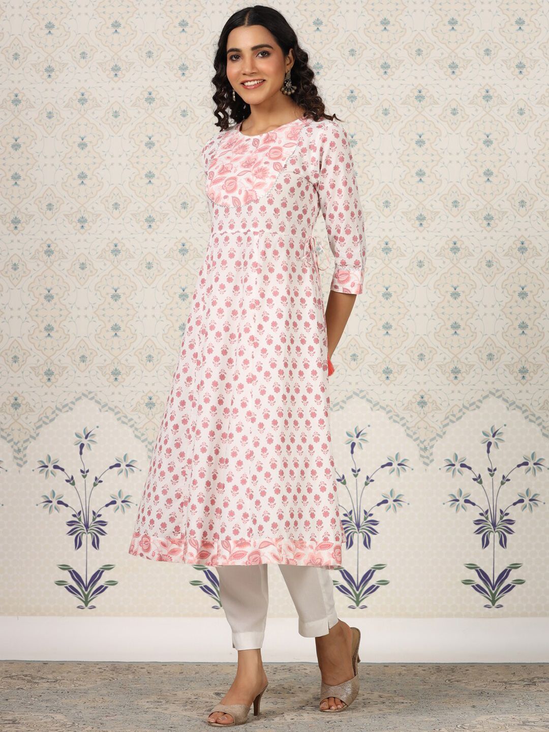 Dhiyona OD Floral Printed Gotta Patti Pure Cotton A-Line Kurta
