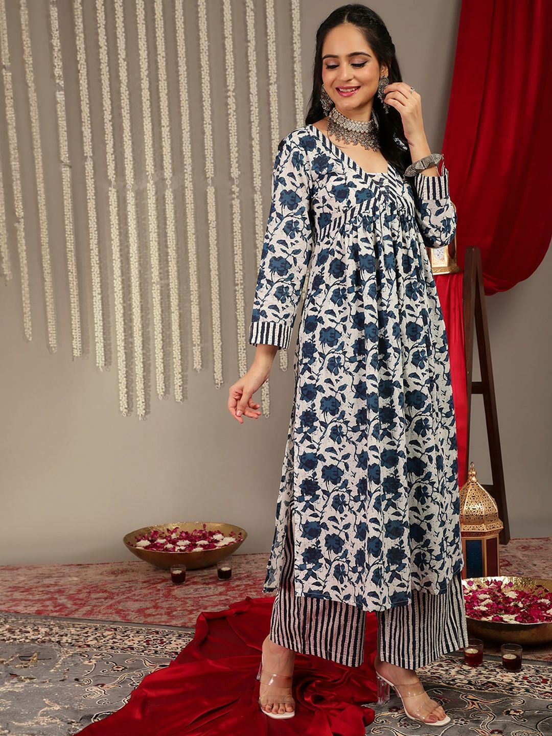 Dhiyona VA Women'sFloral Printed V-Neck Pure Cotton Empire A-Line Kurta & Palazzo With Dupatta