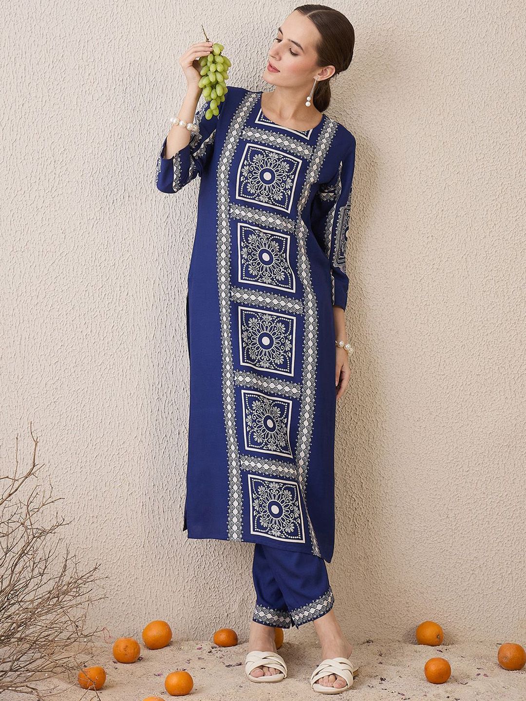 Dhiyona IE Floral Printed Round Neck Straight Kurta With Trouser