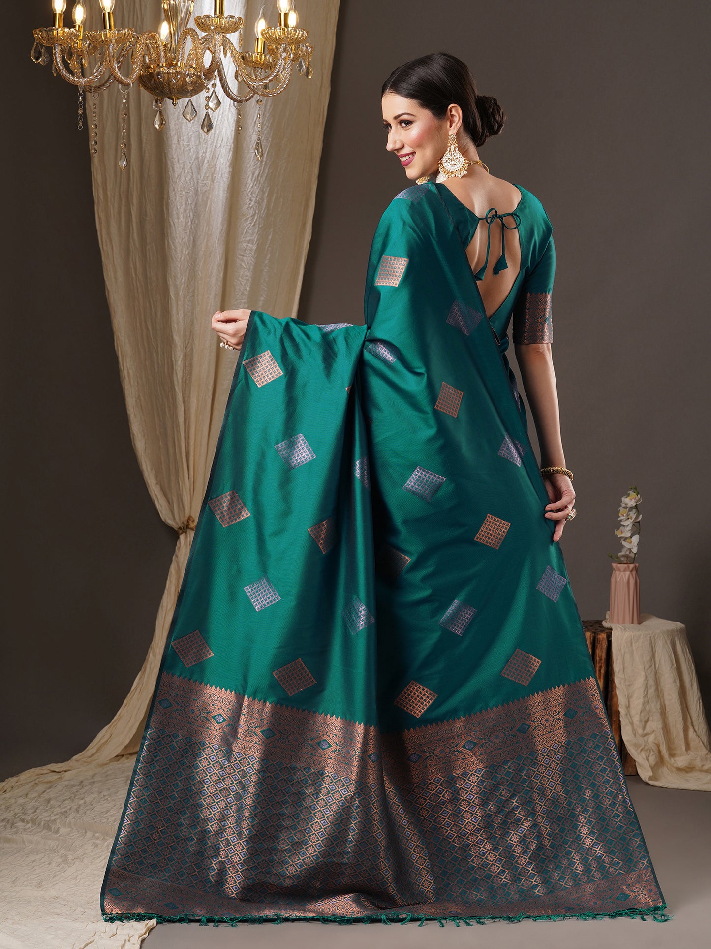 Women's Silk Blend Teal blue Woven Design Designer Saree With Blouse Piece
