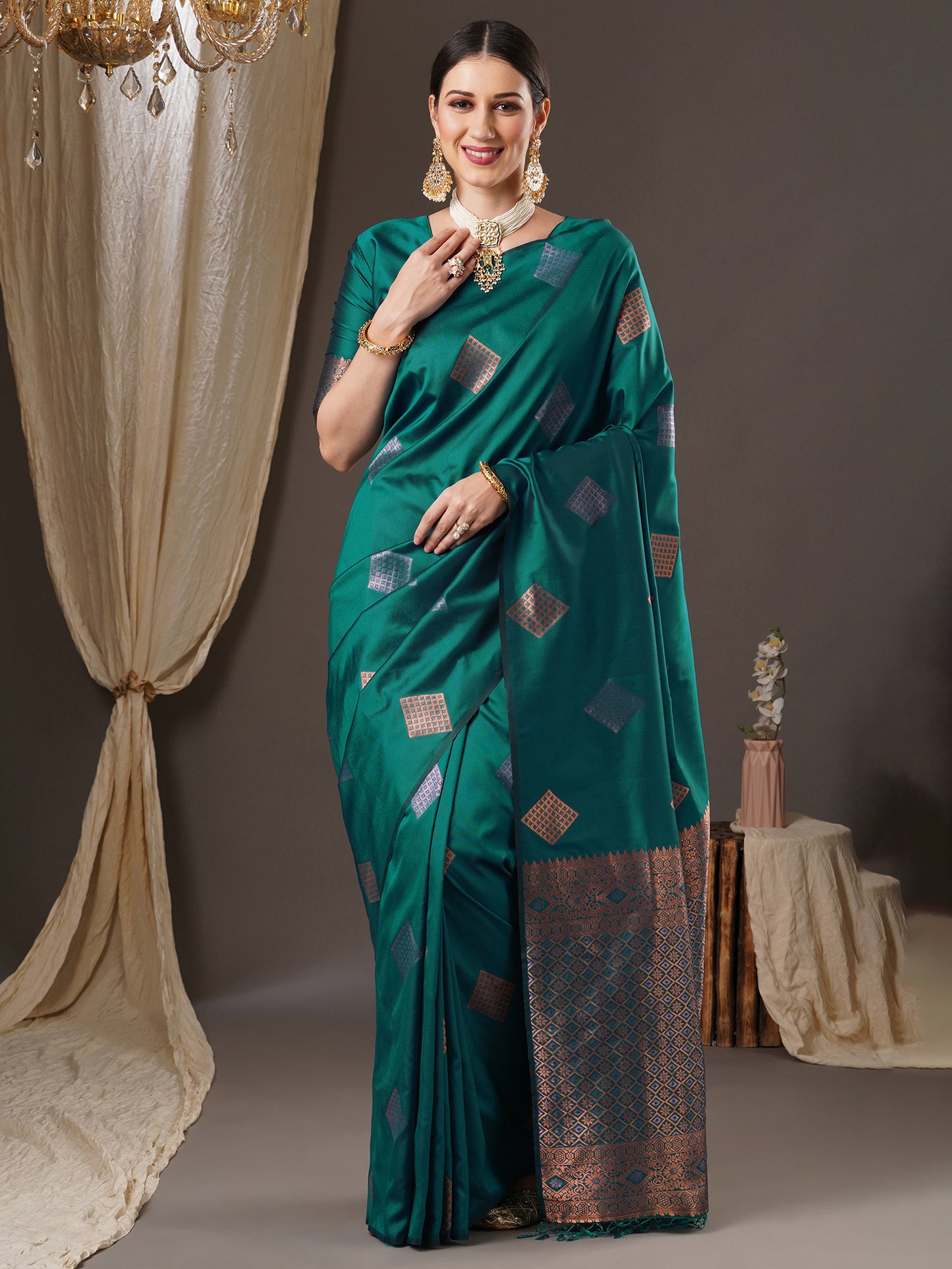 Women's Silk Blend Teal blue Woven Design Designer Saree With Blouse Piece