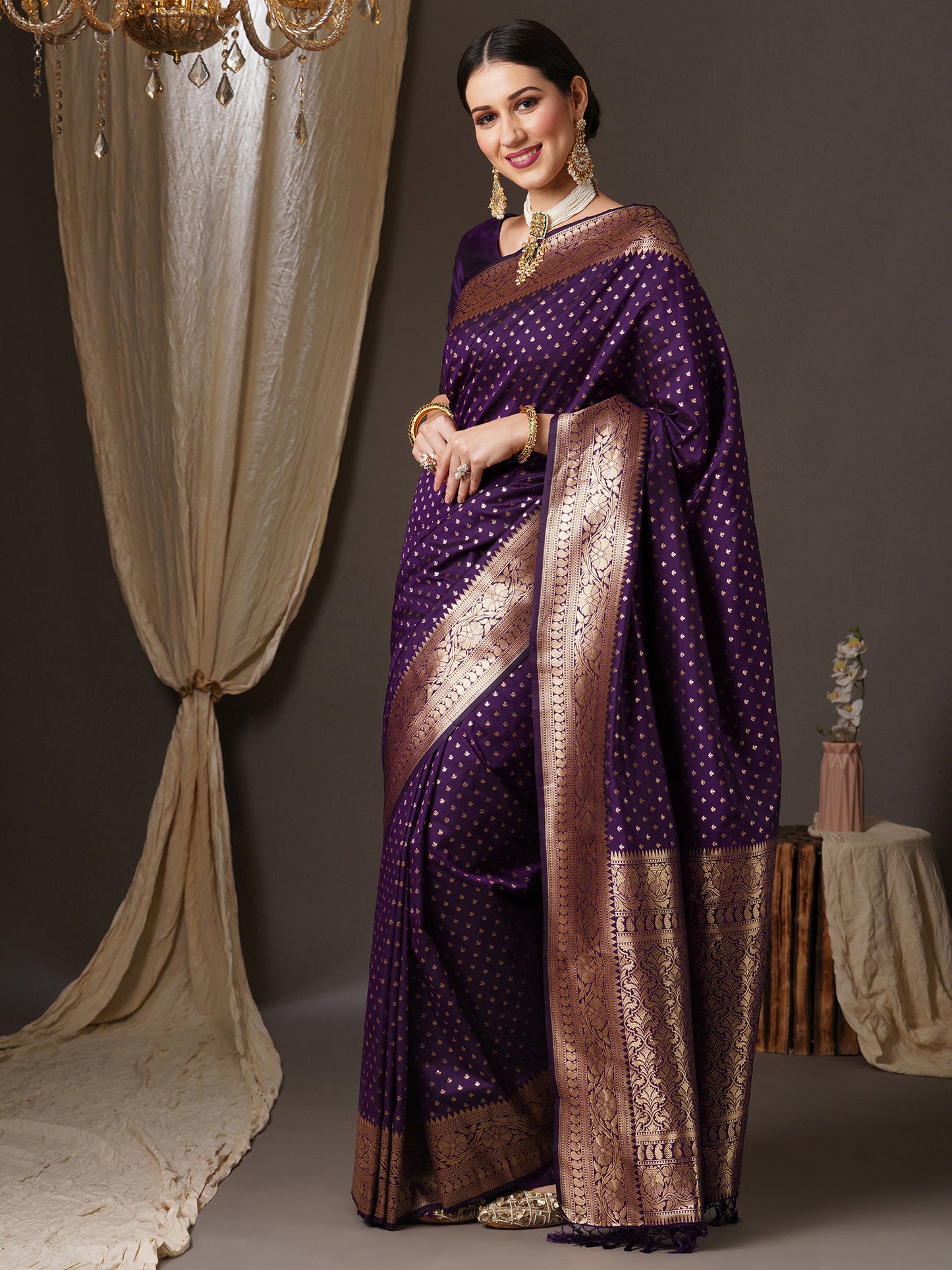 Women's Silk Blend Purple Woven Design Designer Saree With Blouse Piece