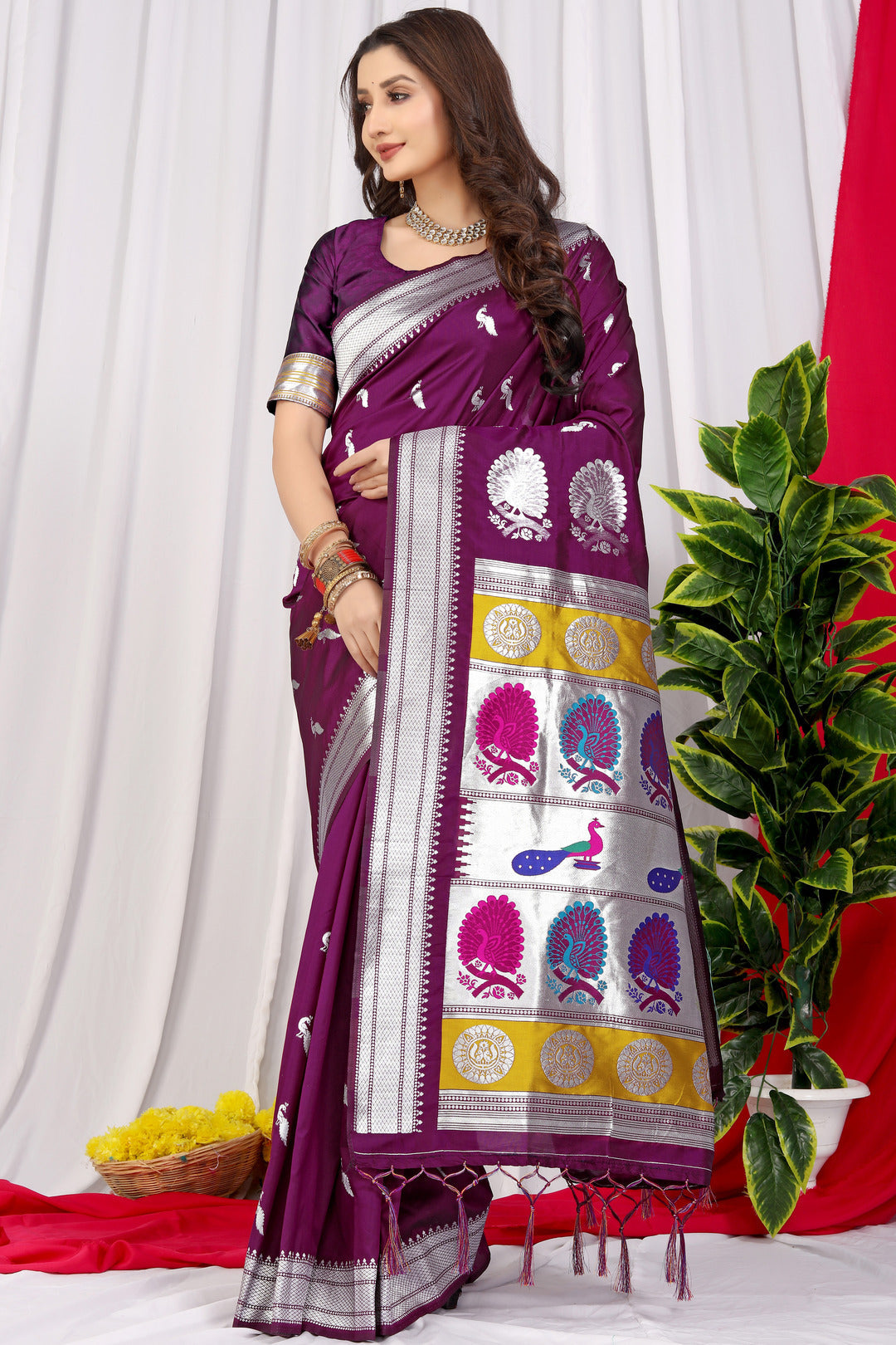 Dhiyona GR Women's Chandramukhi Wine Zari Paithani Silk Saree
