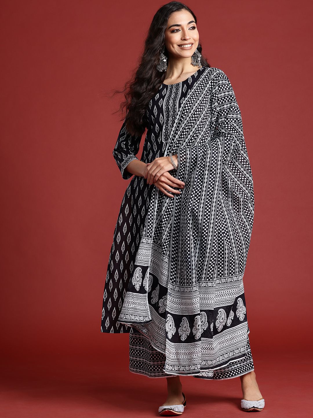 Dhiyona IE Printed Mirror Work Pure Cotton Kurta With Palazzos & Dupatta