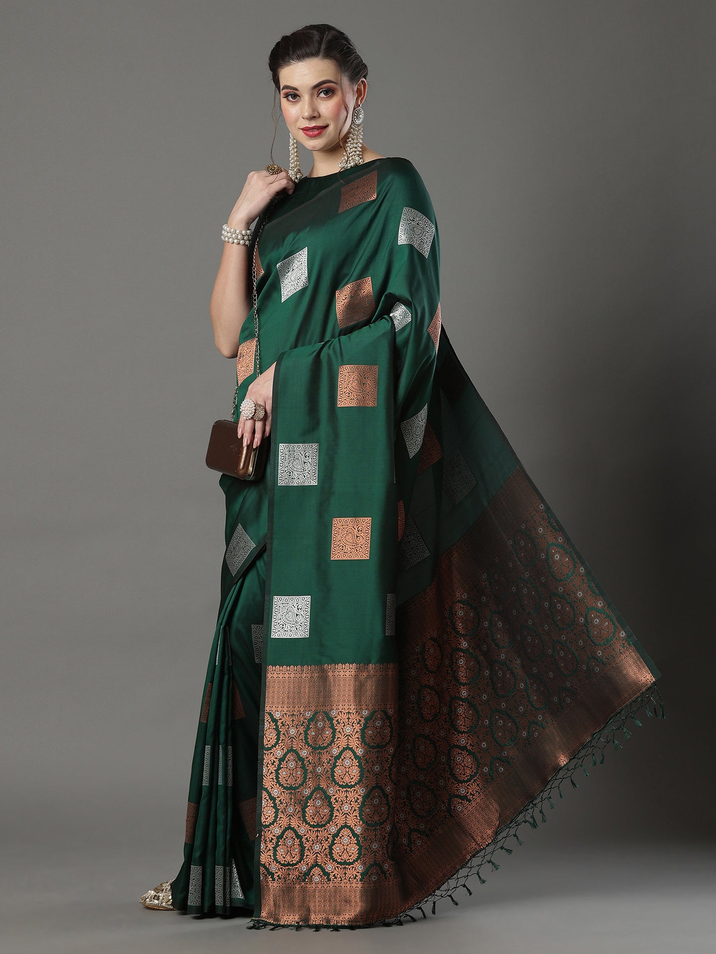 Women's Silk Blend Green Woven Design Designer Saree With Blouse Piece