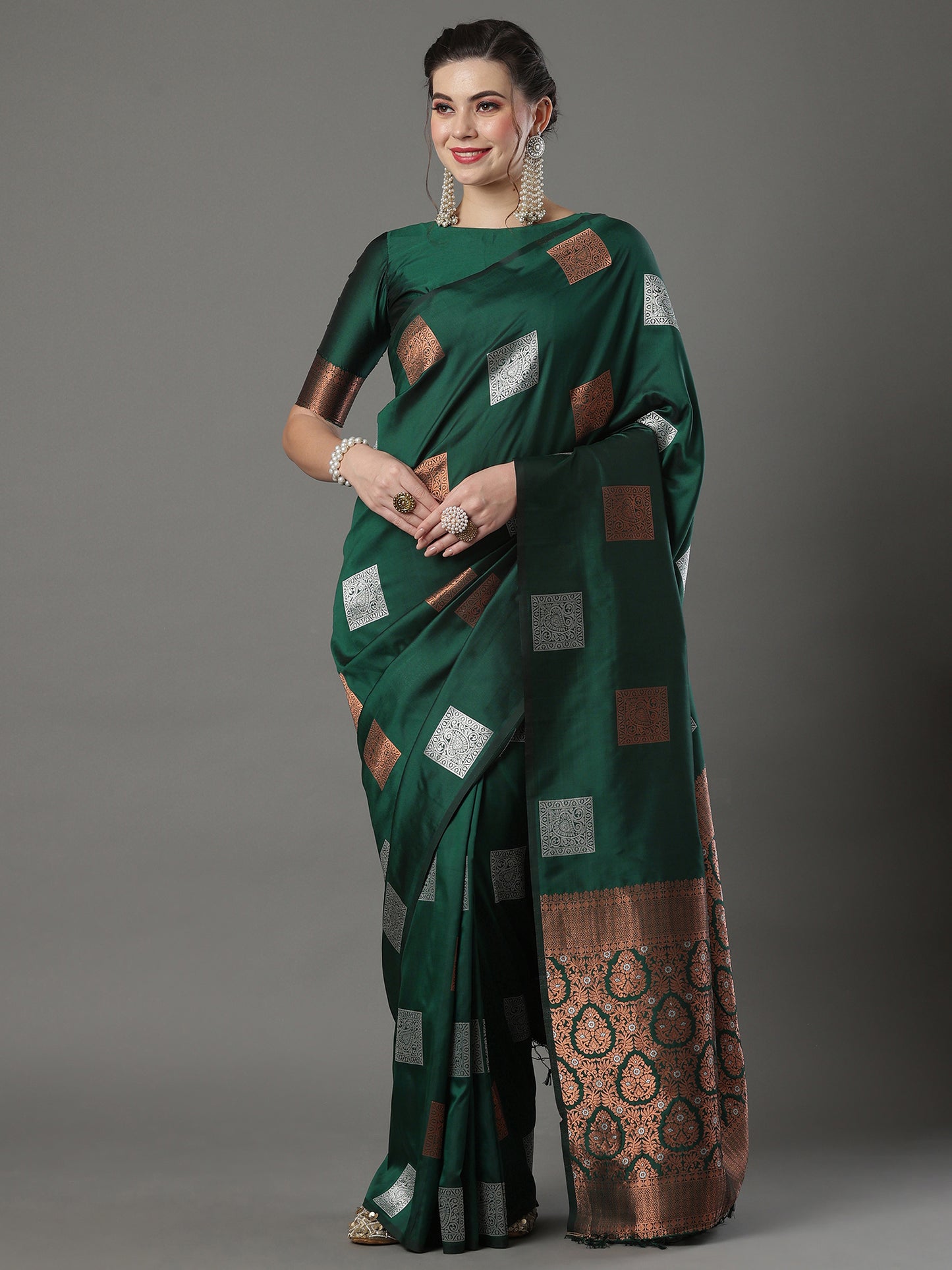 Women's Silk Blend Green Woven Design Designer Saree With Blouse Piece
