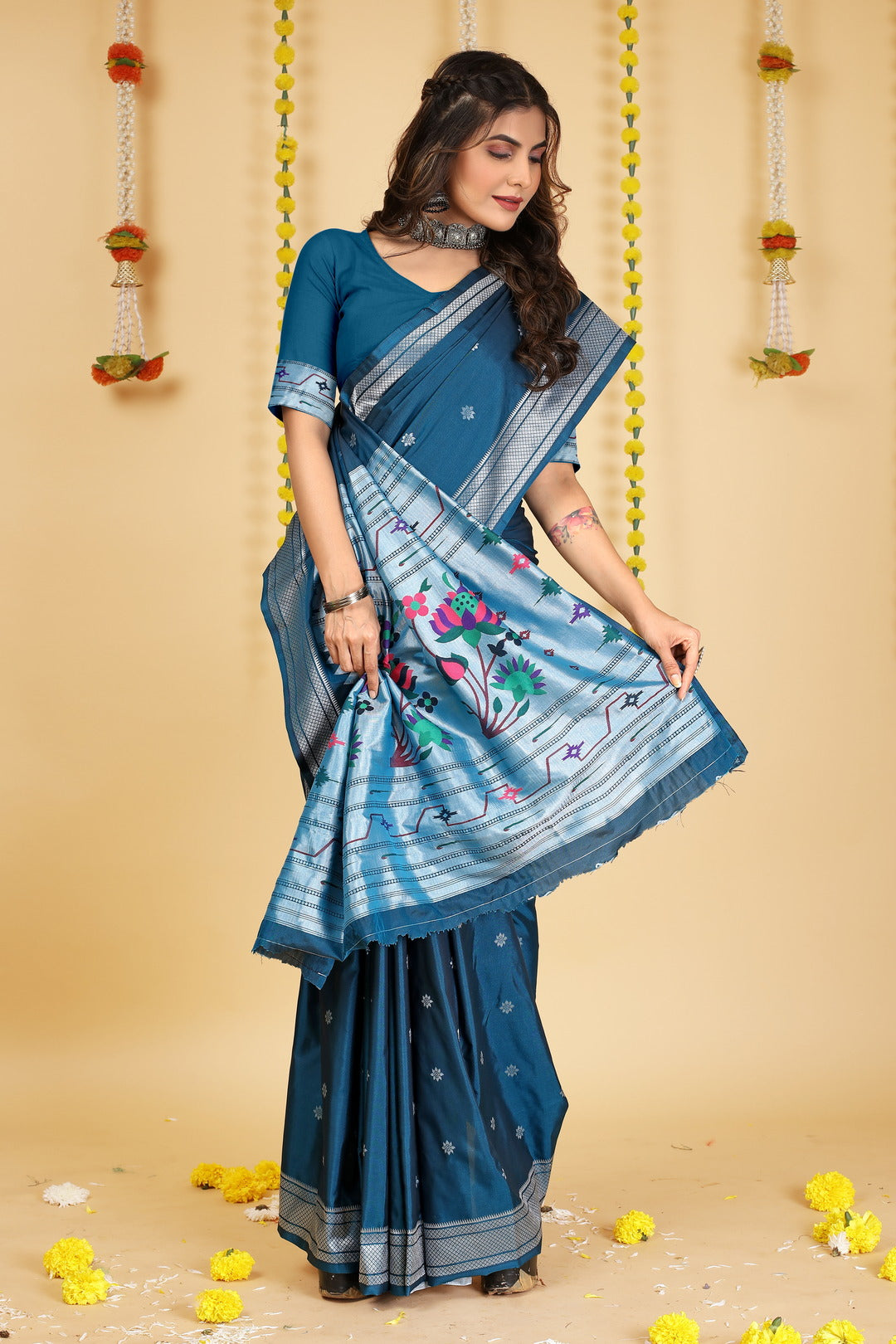 Dhiyona GR Women's Mastani Teal Zari Paithani Silk Saree