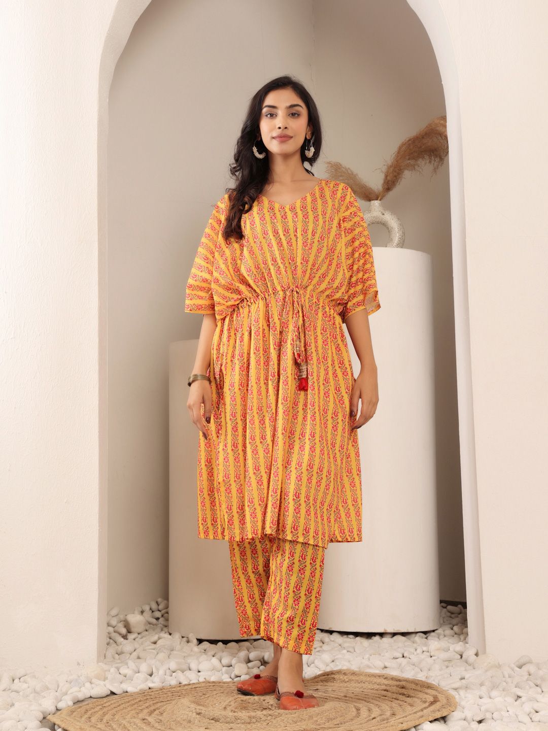 Dhiyona VA Women'sFloral Printed V-Neck Pure Cotton Kaftan Kurta With Trouser