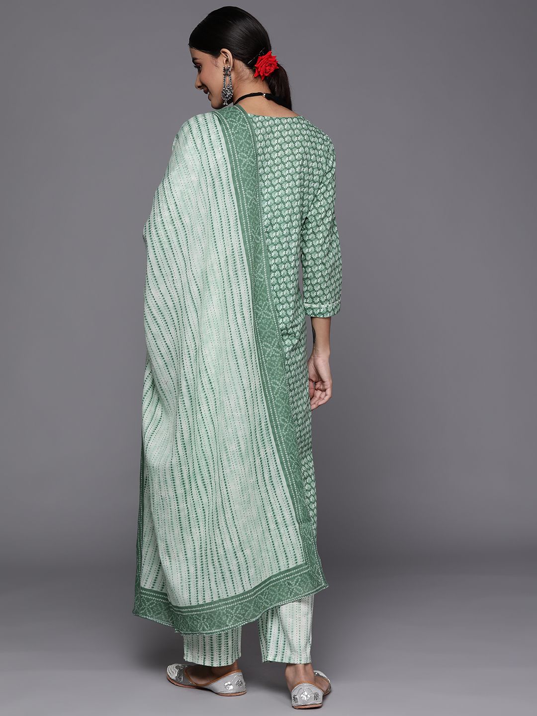 Dhiyona VA Women's Green Floral Printed Pure Cotton Kurta with Trousers & With Dupatta