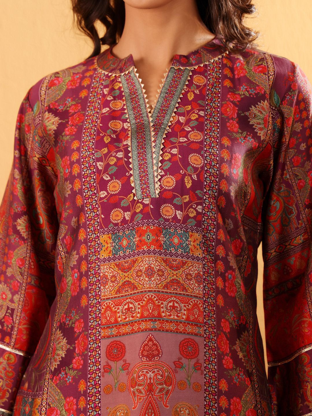 Dhiyona VA Women'sEthnic Motifs Printed Mandarin Collar Gotta Patti Chanderi Silk Kurta & Trousers