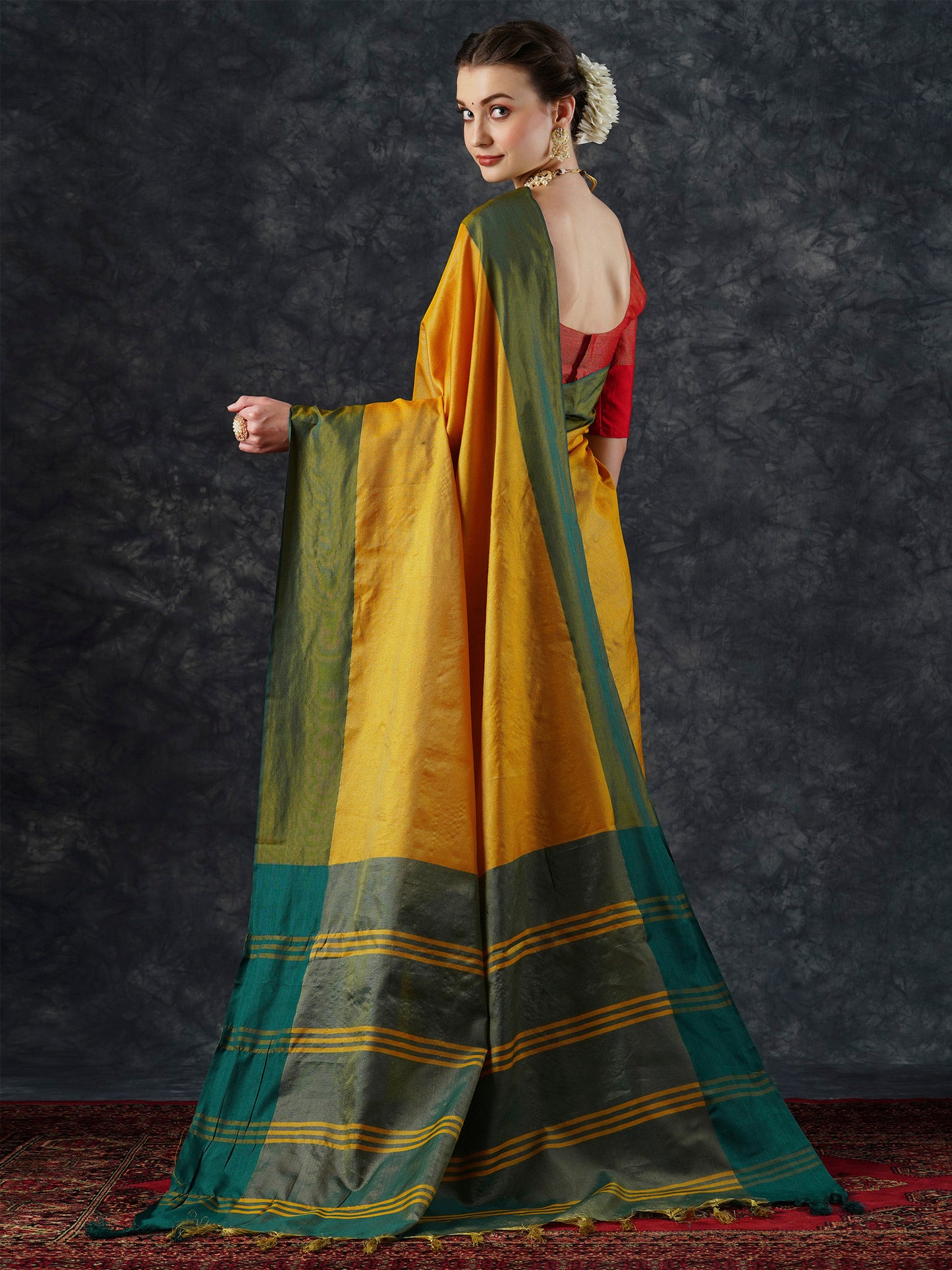 Women's Aura Silk Yellow Woven Design Designer Saree With Blouse Piece