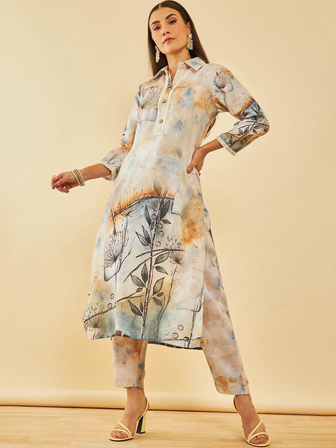 Dhiyona SO Women's Floral Printed Regular Mirror Work Kurta with Trousers