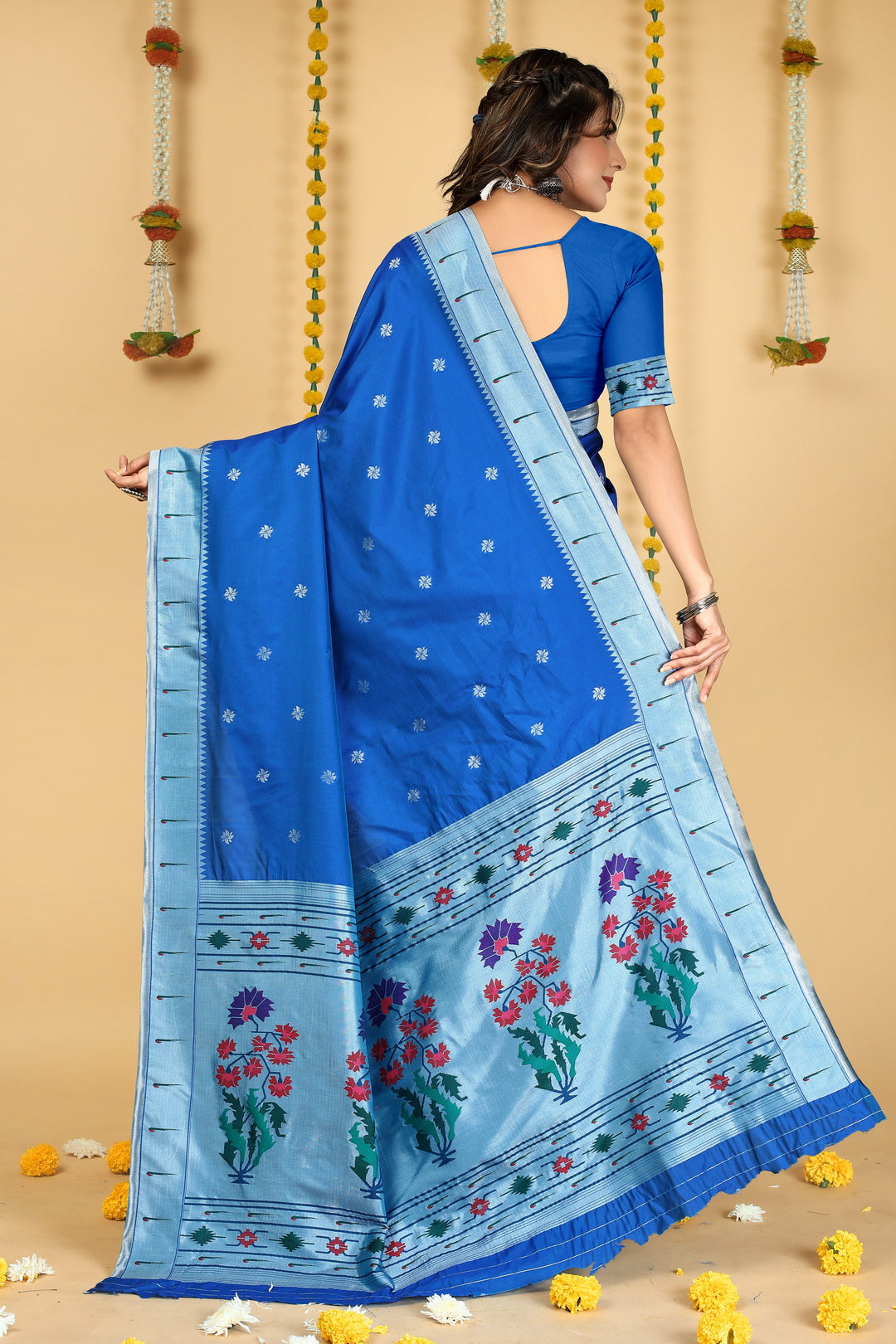 Dhiyona GR Women's Mastani 2 Navy Blue Zari Paithani Silk Saree