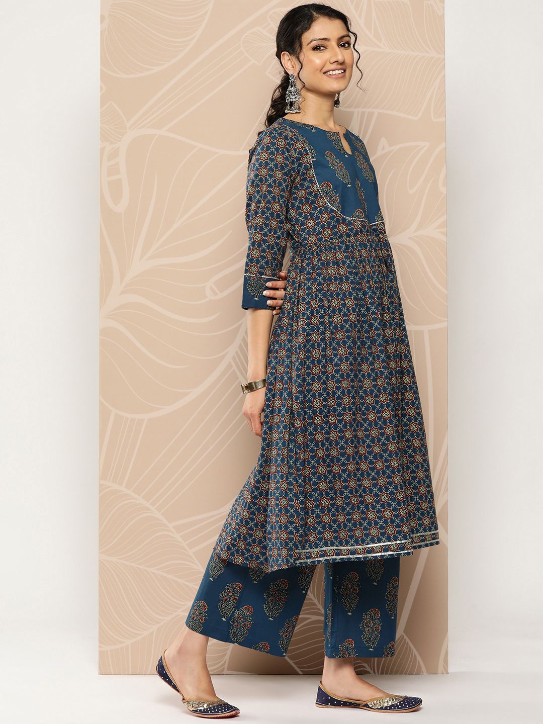 Dhiyona VA Women'sFloral Printed Empire Pure Cotton Kurta With Trousers & Dupatta