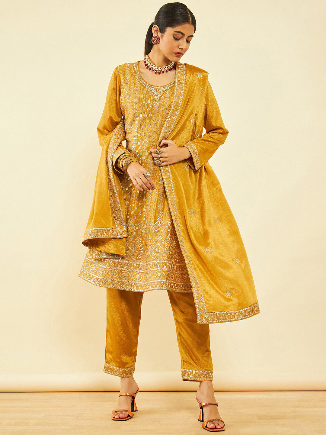 Dhiyona SO Women's Floral Embroidered Regular Sequinned Kurta With Trousers & Dupatta