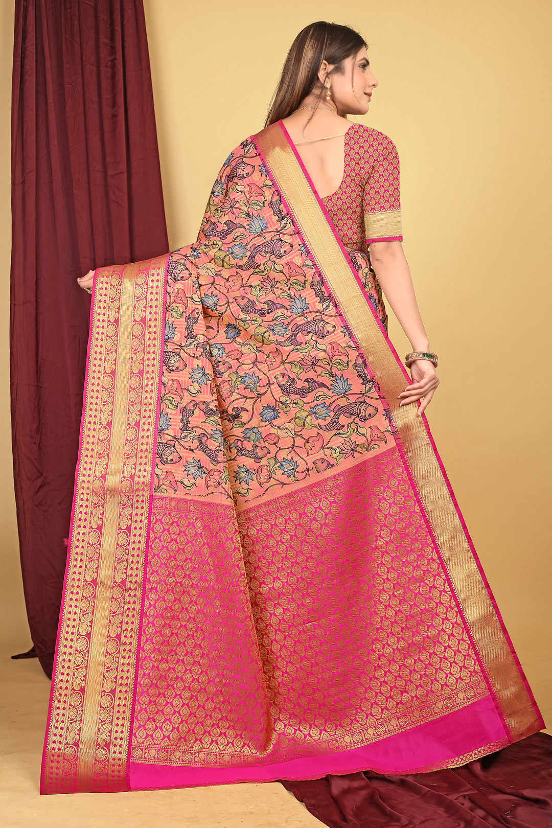 Dhiyona GR Women's Pink Kalamkari Silk Saree