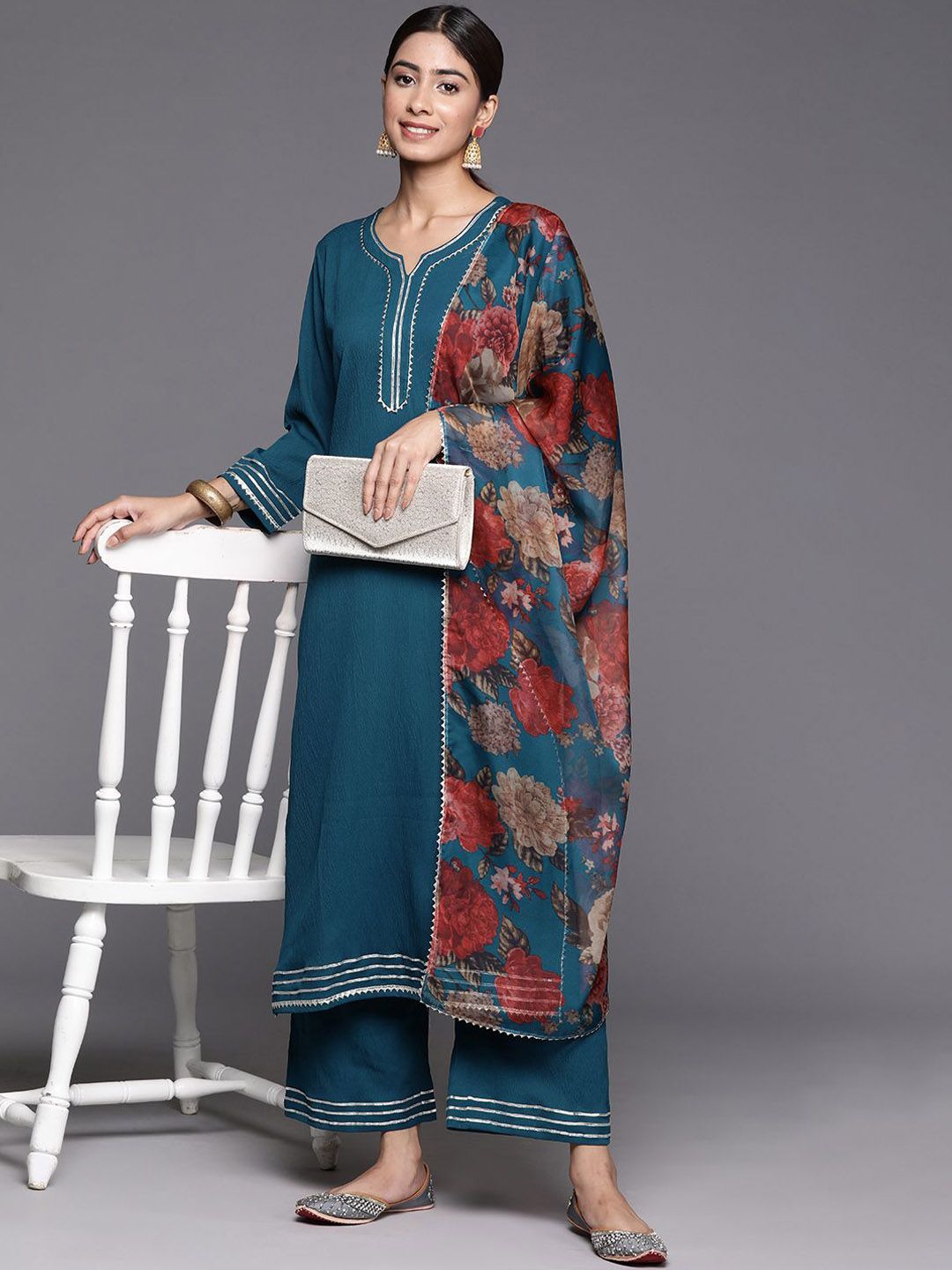 Dhiyona VA Women'sYoke Design Straight Kurta & Trousers With Dupatta