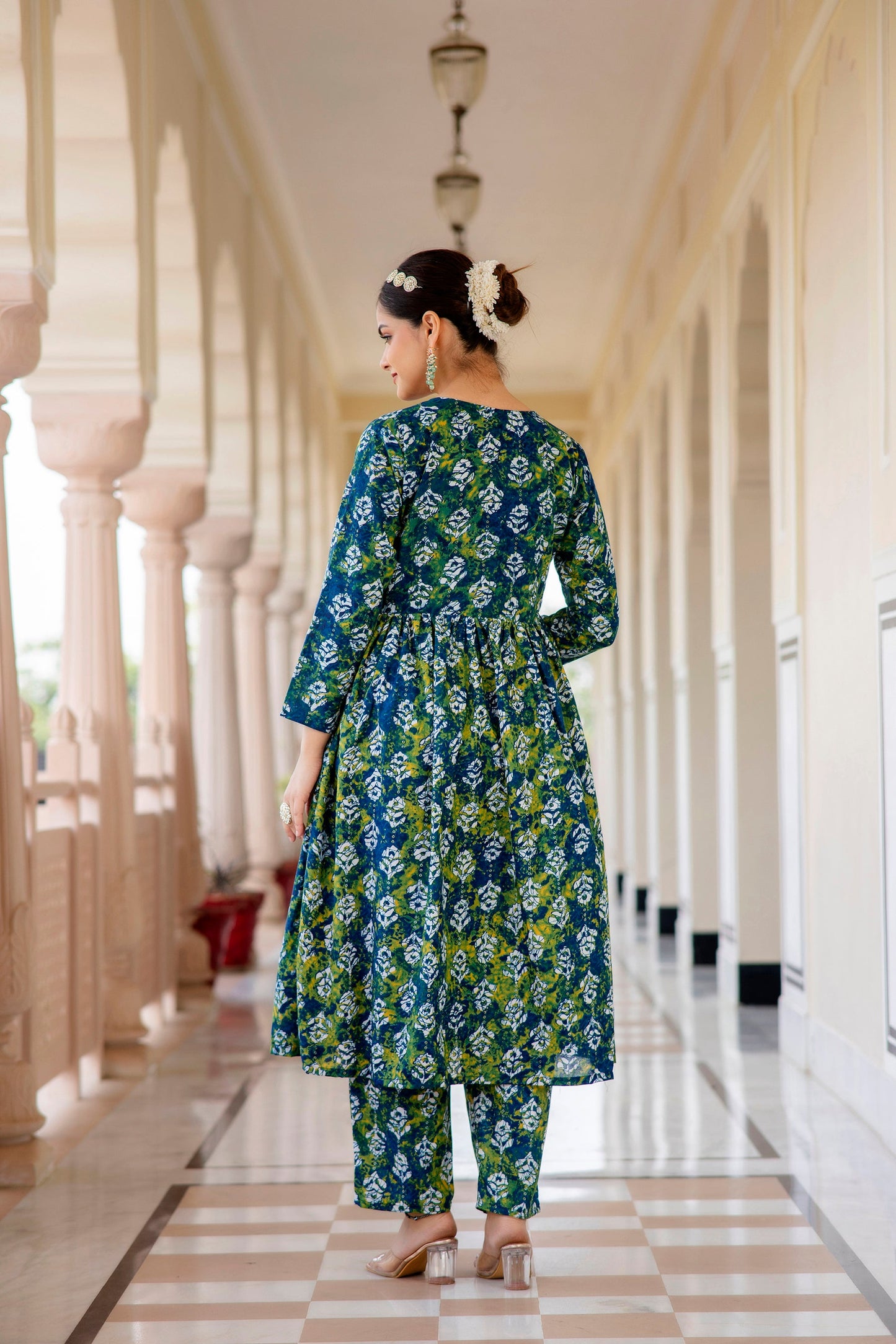 Women Dark Green Printed Viscose Rayon Kurta, Pant And Dupatta Set