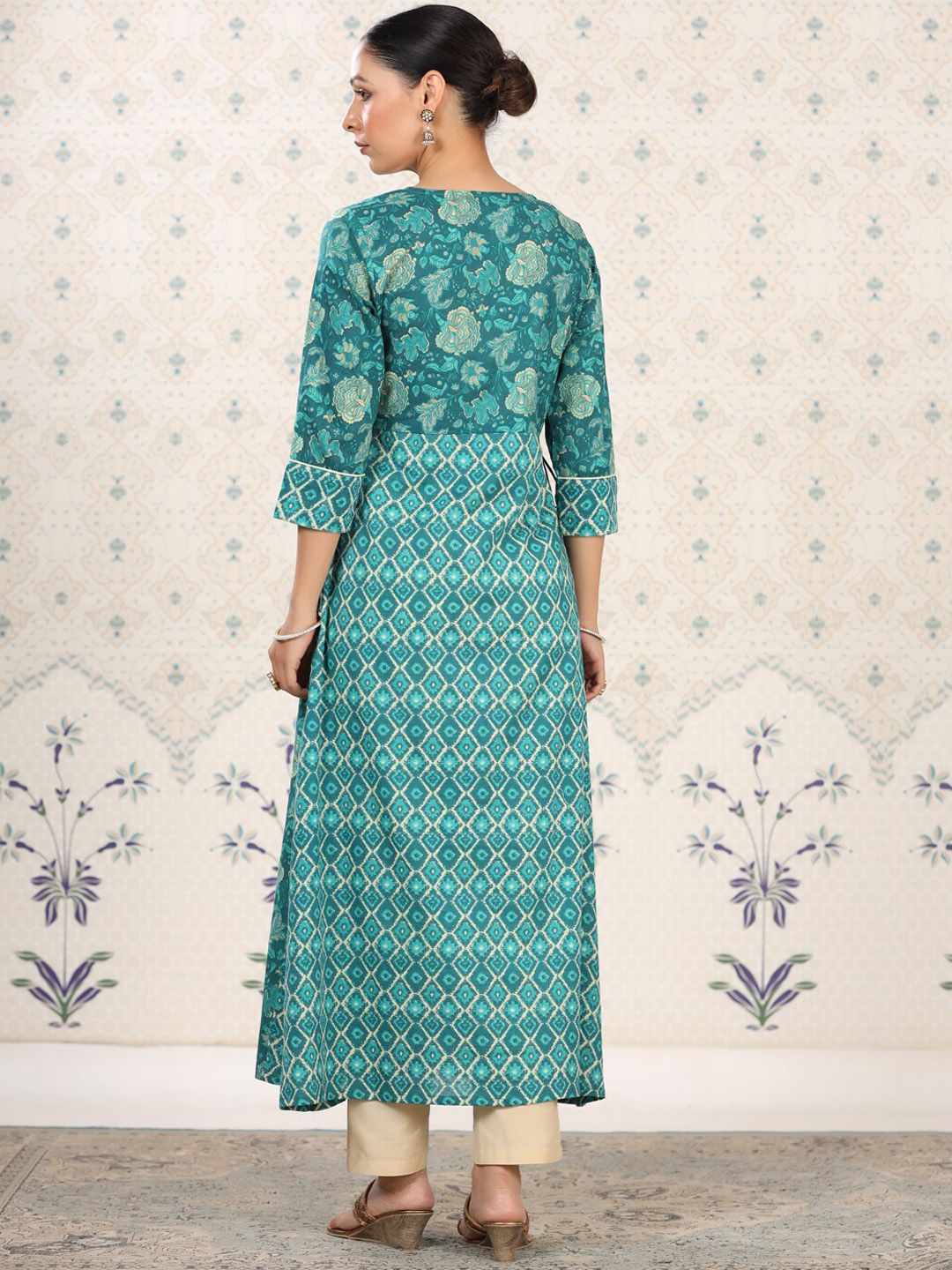 Dhiyona OD Floral Printed Pure Cotton Kurta
