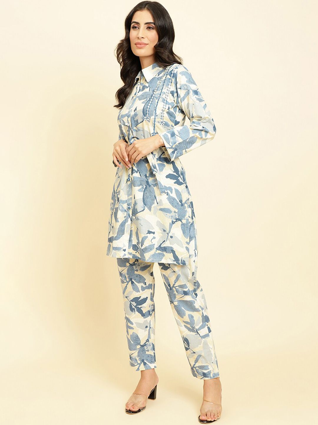 Dhiyona VA Women'sFloral Printed Thread Work Shirt Collar Kurta With Trousers