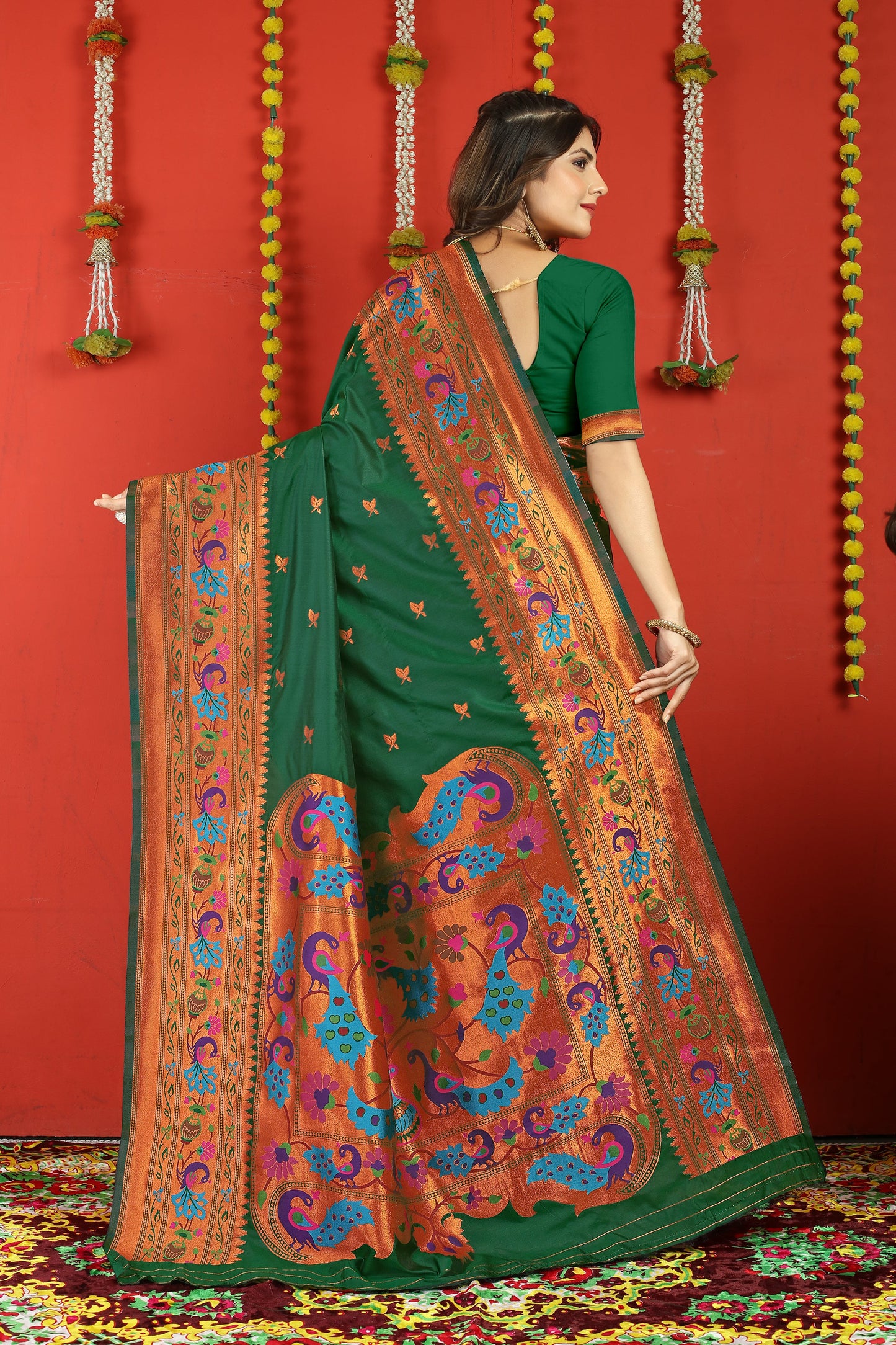 Dhiyona GR Women's Fancy Mor Bottle Green Zari Paithani Silk Saree