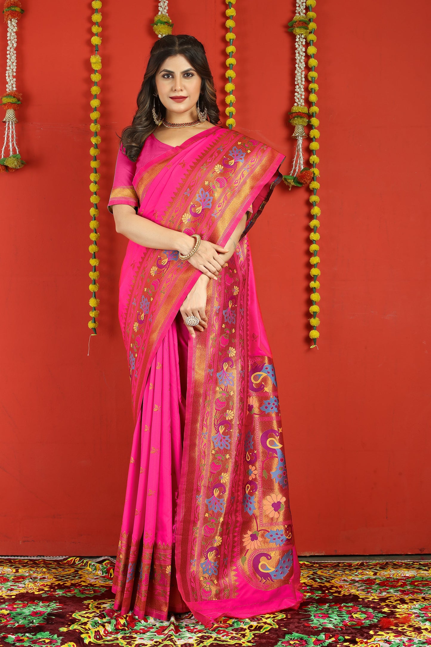 Dhiyona GR Women's Fancy Mor Hot Pink Zari Paithani Silk Saree