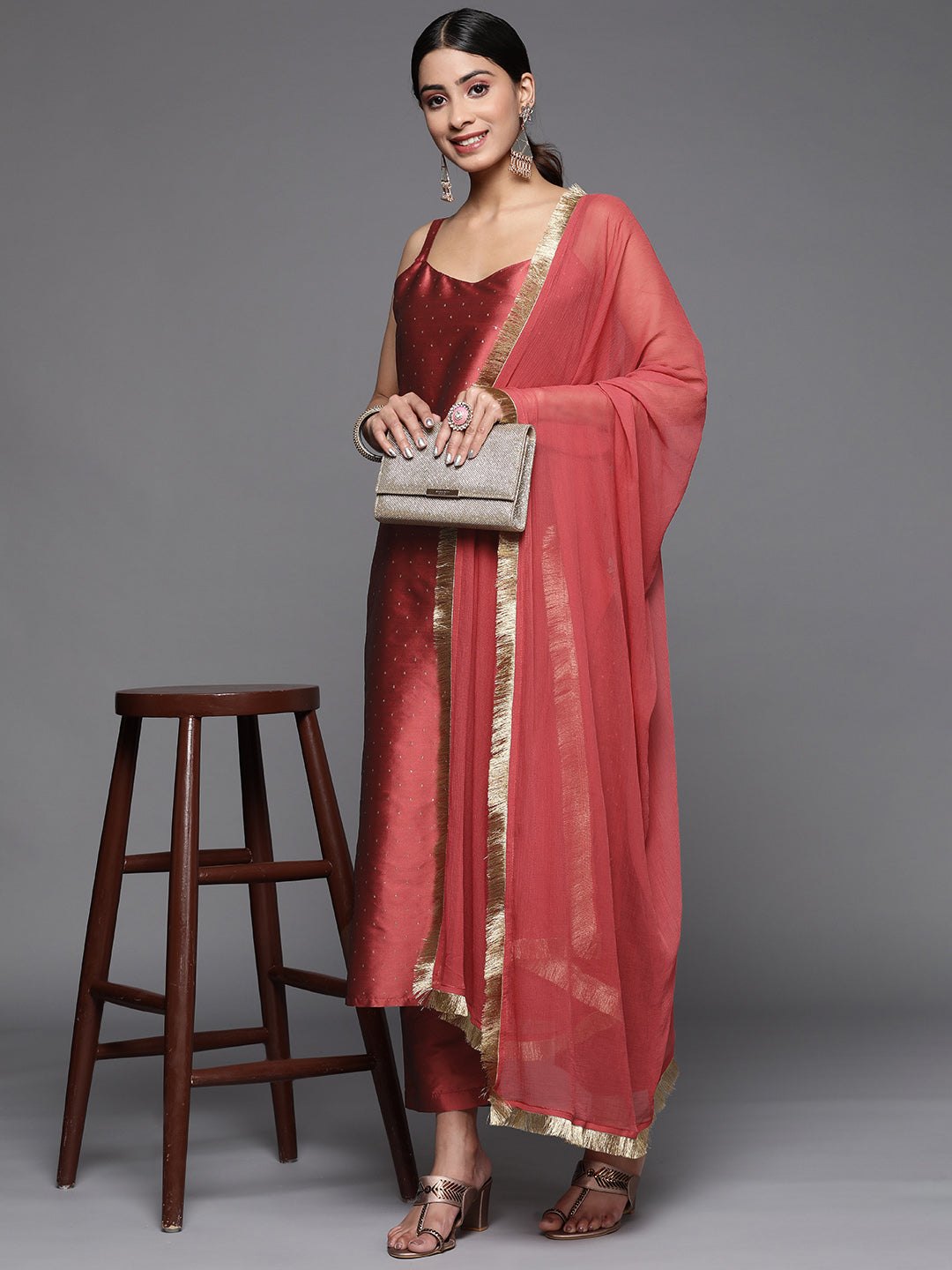 Dhiyona VR Women's Burgundy Strap Kurta With Tonal Bottom And Tonal Dupatta