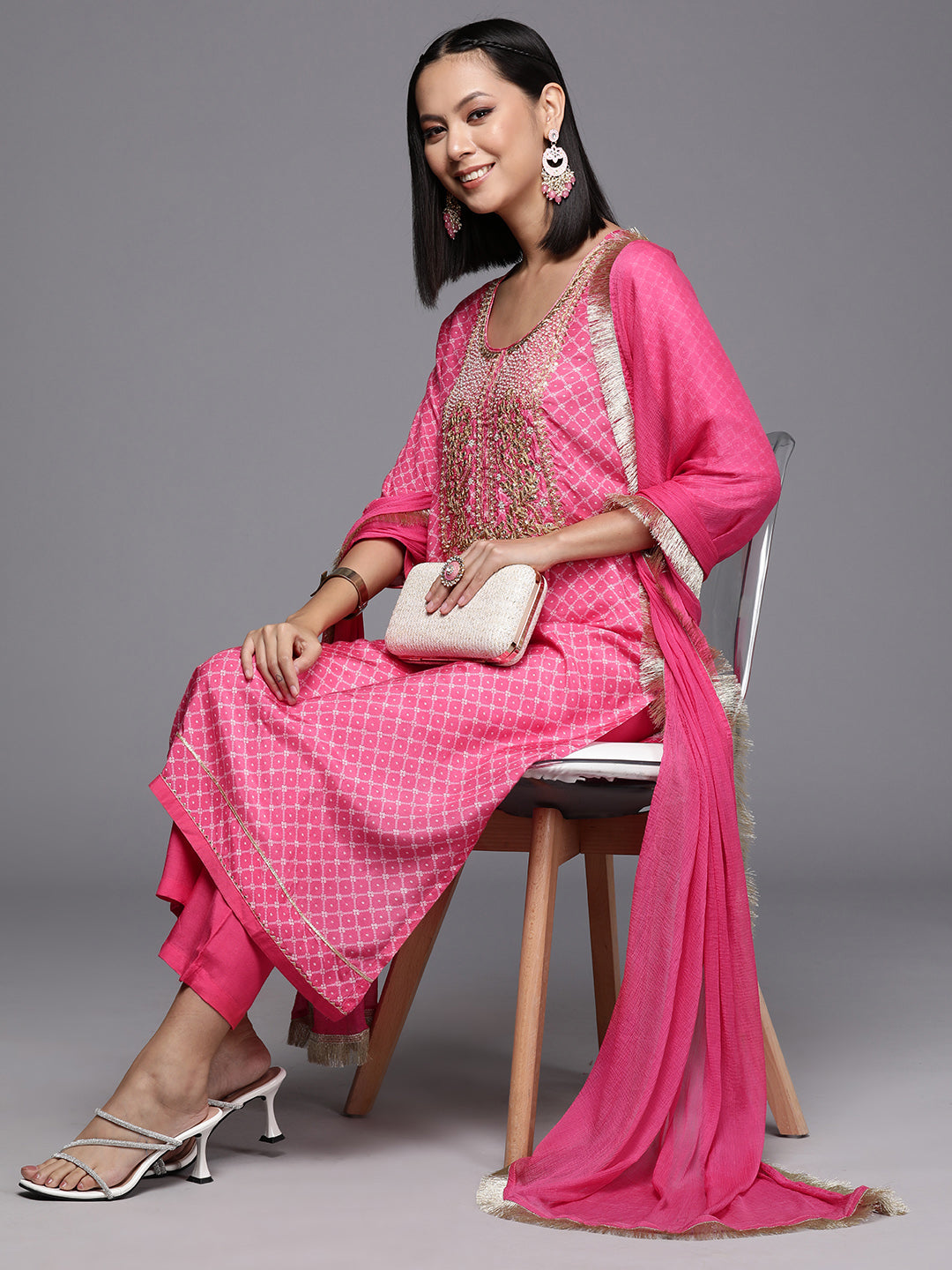 Dhiyona VR Women's Pink Bandhani Printed Straight Kurta Paired With Tonal Bottom And Dupatta