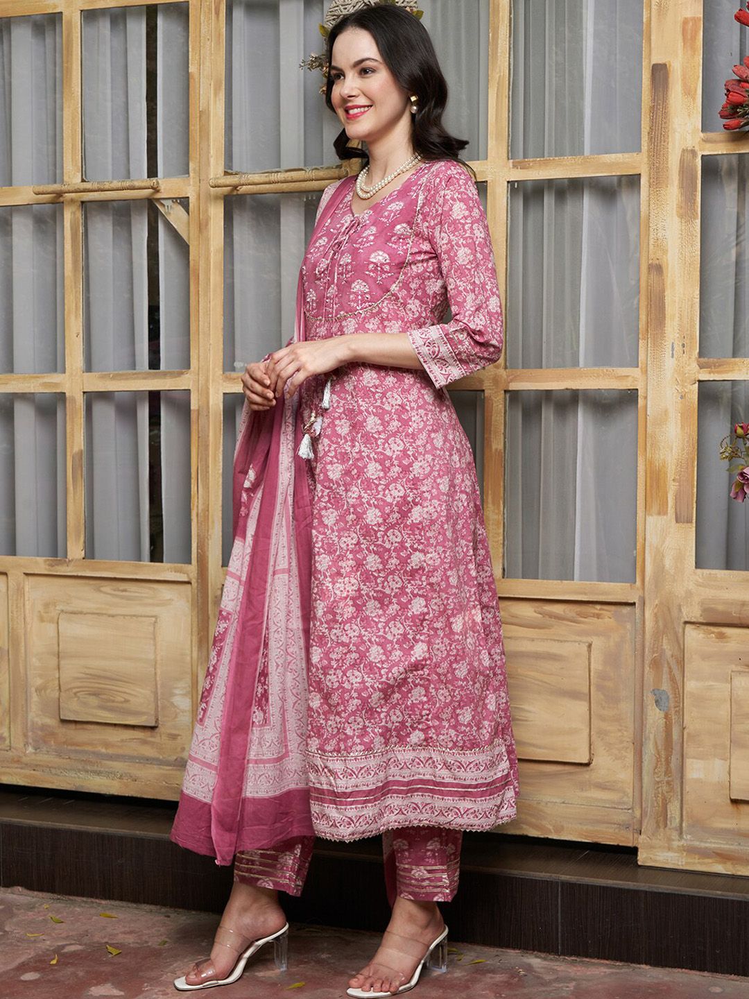 Dhiyona SN Women's Ethnic Motifs Printed Pure Cotton Kurta with Trousers & With Dupatta