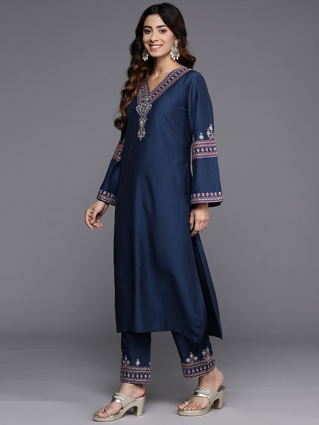 Dhiyona VA Women's Ethnic Motifs Embroidered Regular Kurta with Trousers & With Dupatta