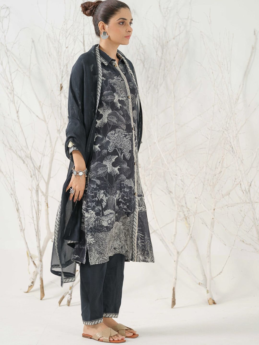 Dhiyona IS Women's Floral Printed Shirt Collar Straight Kurta with Trousers & Dupatta