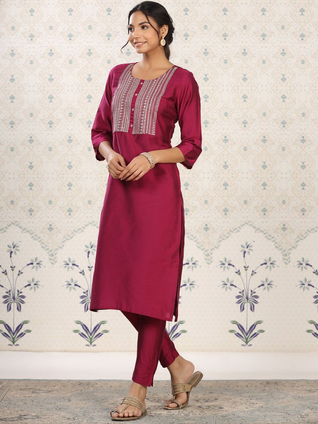 Dhiyona OD Women Floral Printed Thread Work Kurta